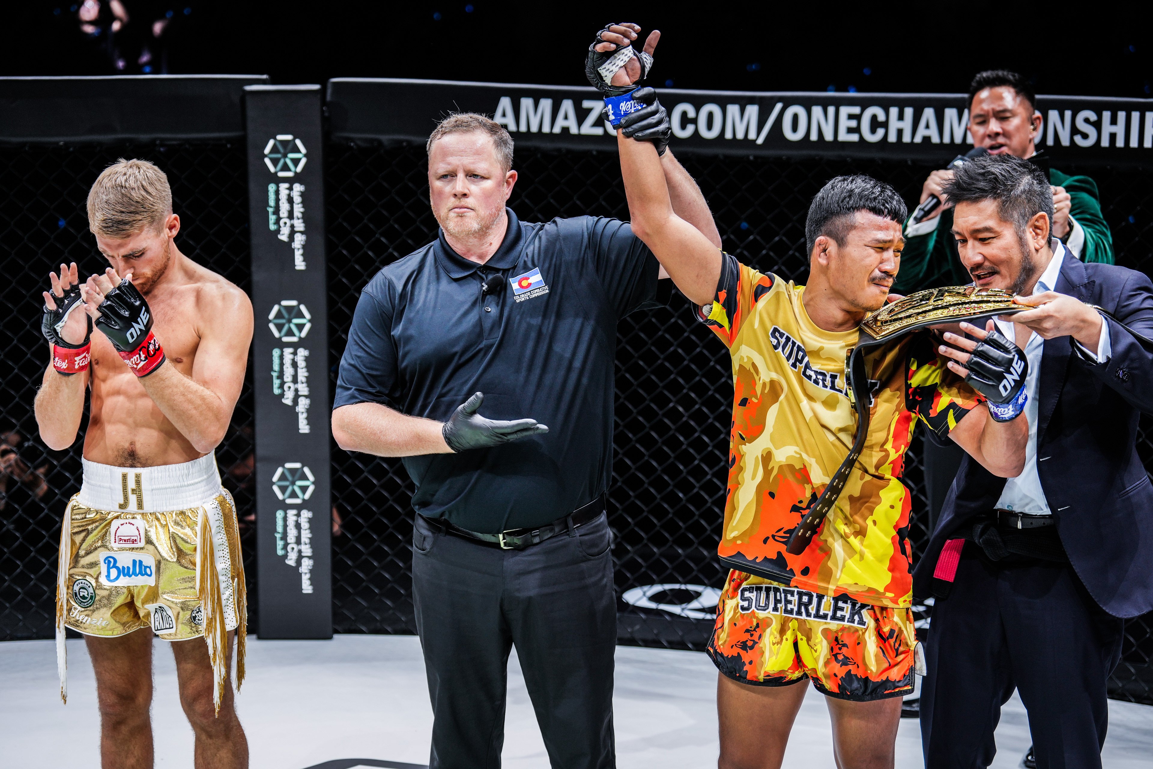 Jonathan Haggerty shows respect after losing his Muay Thai bantamweight title to Superlek Kiatmoo9 at ONE 168. Photo: ONE Championship