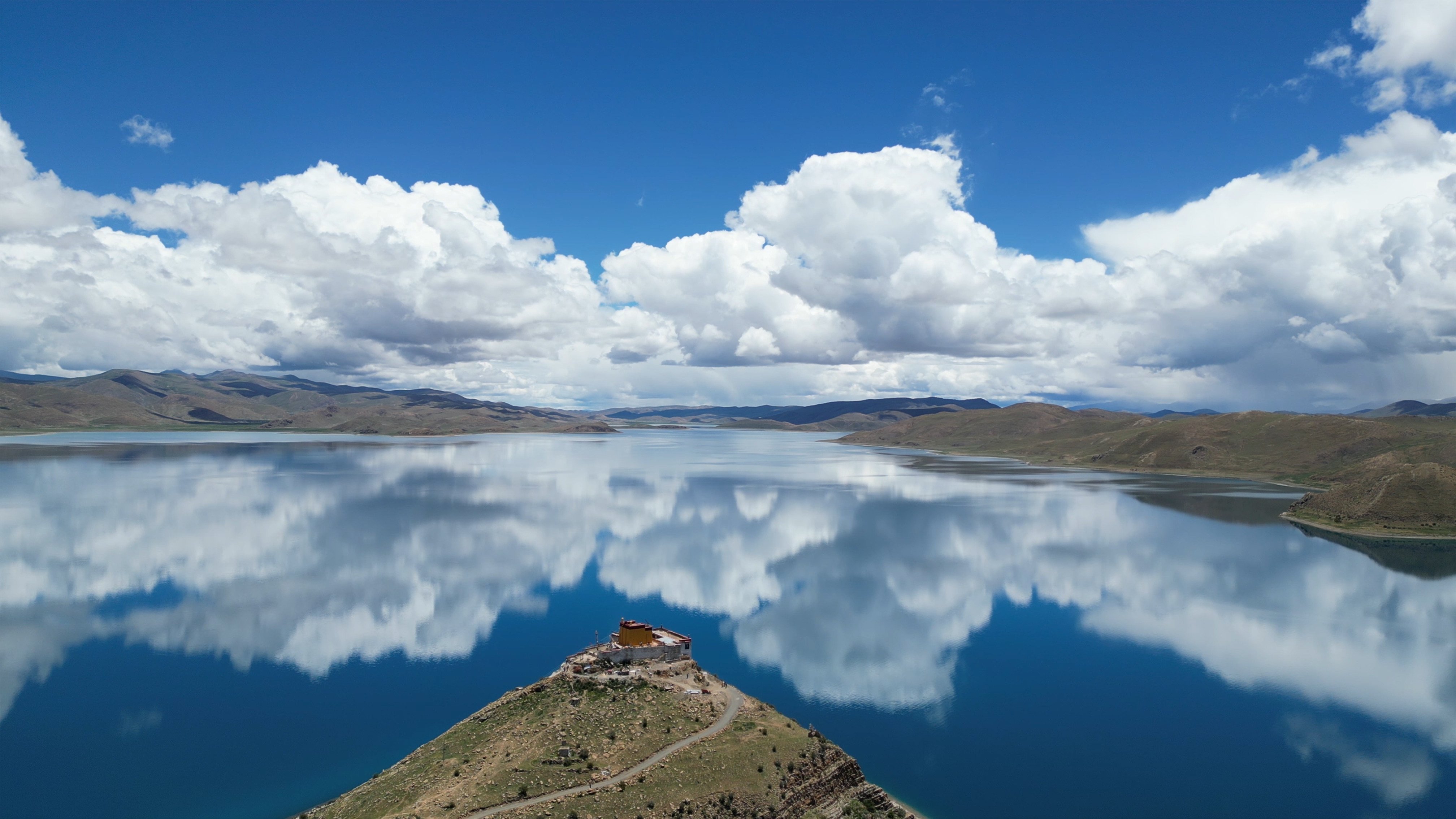 The Tibetan Plateau is the source of several major Asian rivers. Photo: Xinhua


 