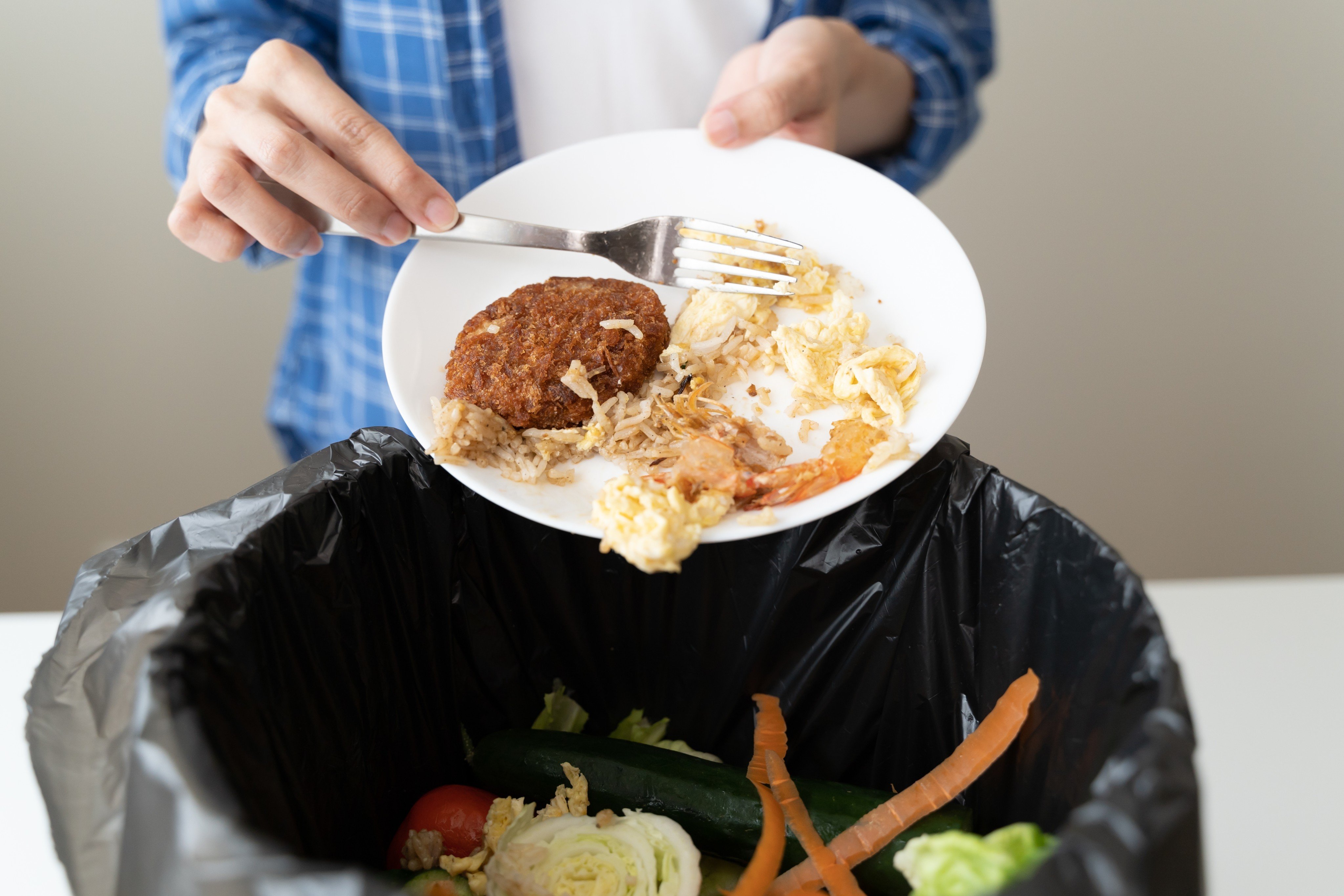 Turn food waste into delicious dishes and air fresheners. Photo: Shutterstock 