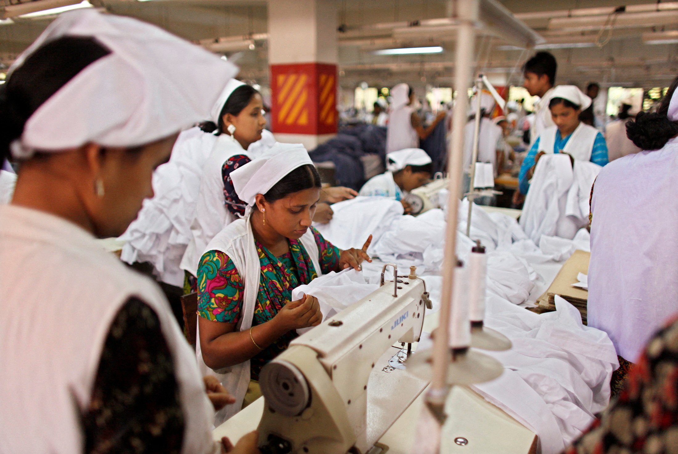 Women work at a garment factory in Gazipur, Bangladesh. Photo: Reuters