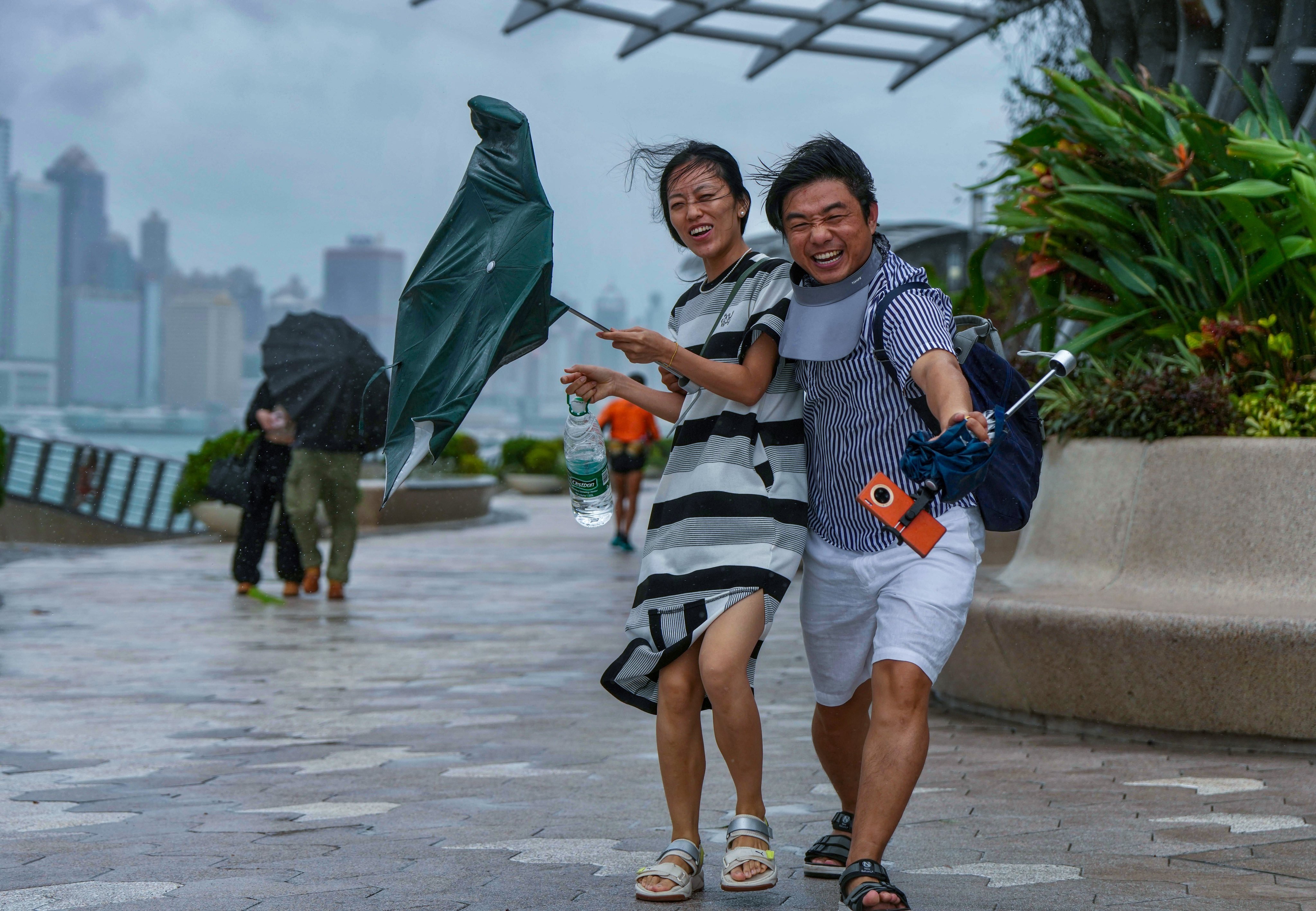 Hong Kong Observatory may issue the No 1 standby signal between Thursday and Friday. Photo: Sam Tsang