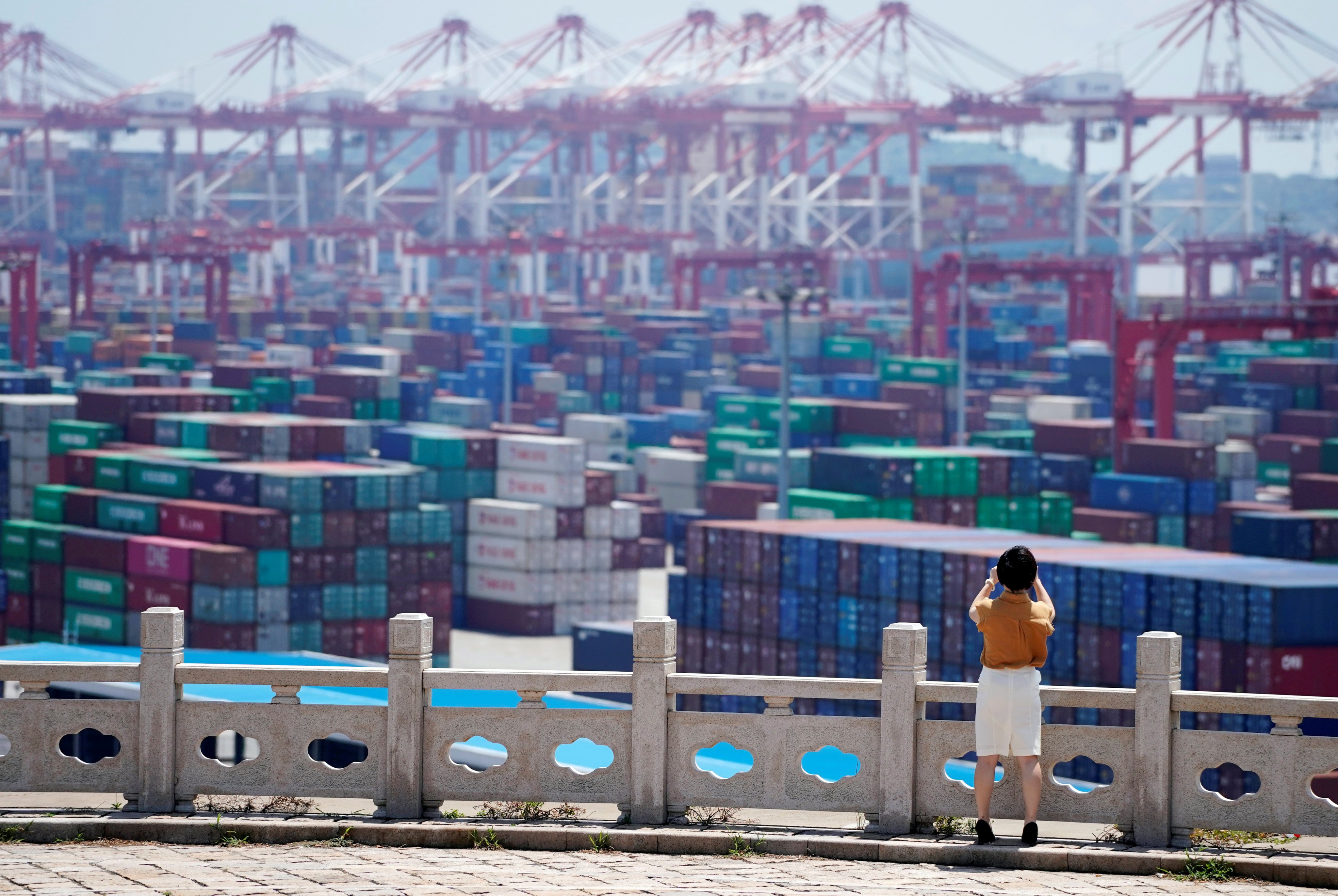 The fourth phase of the Yangshan deep water port in Shanghai is the world’s largest automated container ­terminal. Photo: Reuters