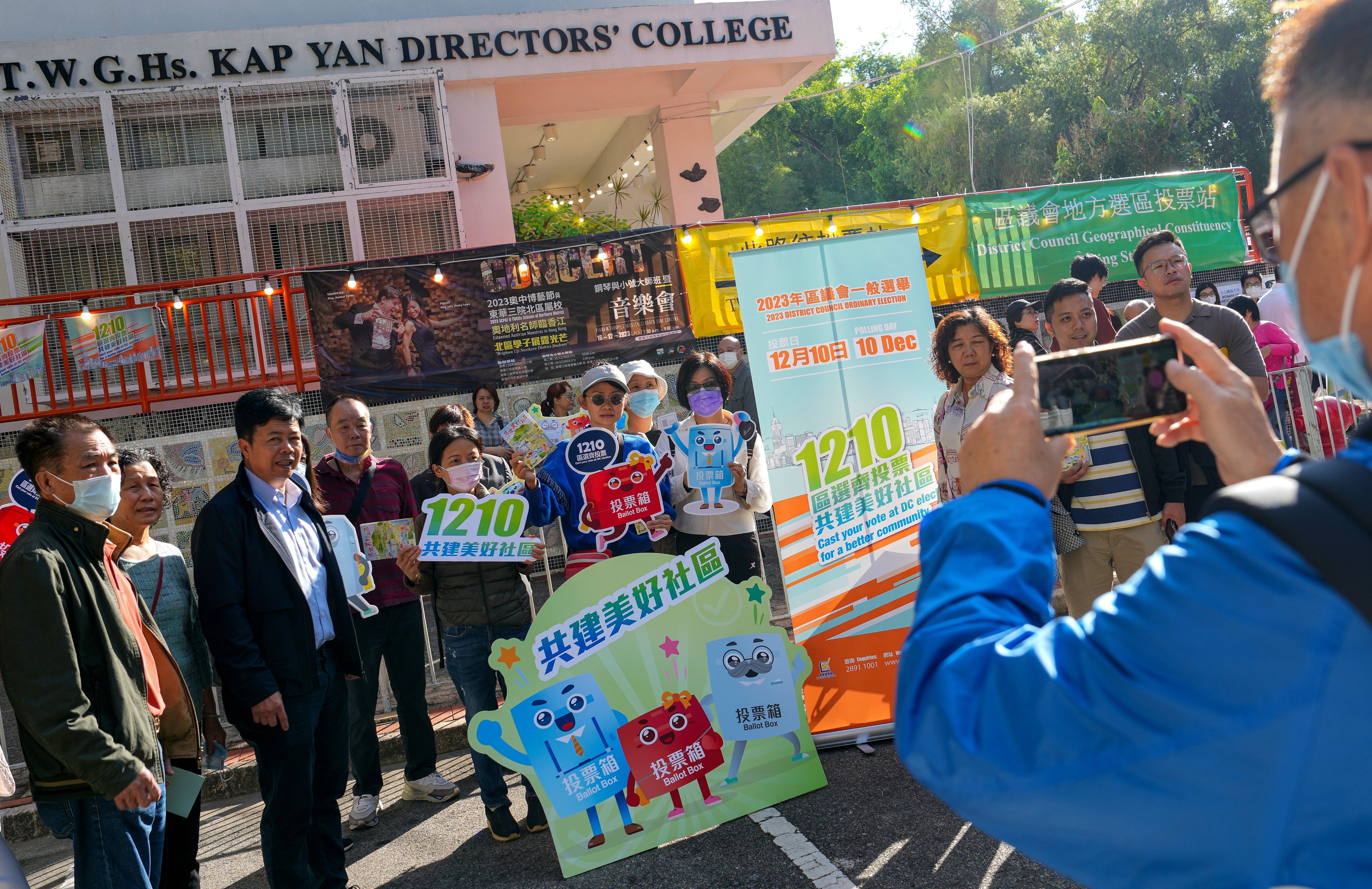 Voters at a polling booth in Sheung Shui for last year’s district council election. Photo: Elson LI