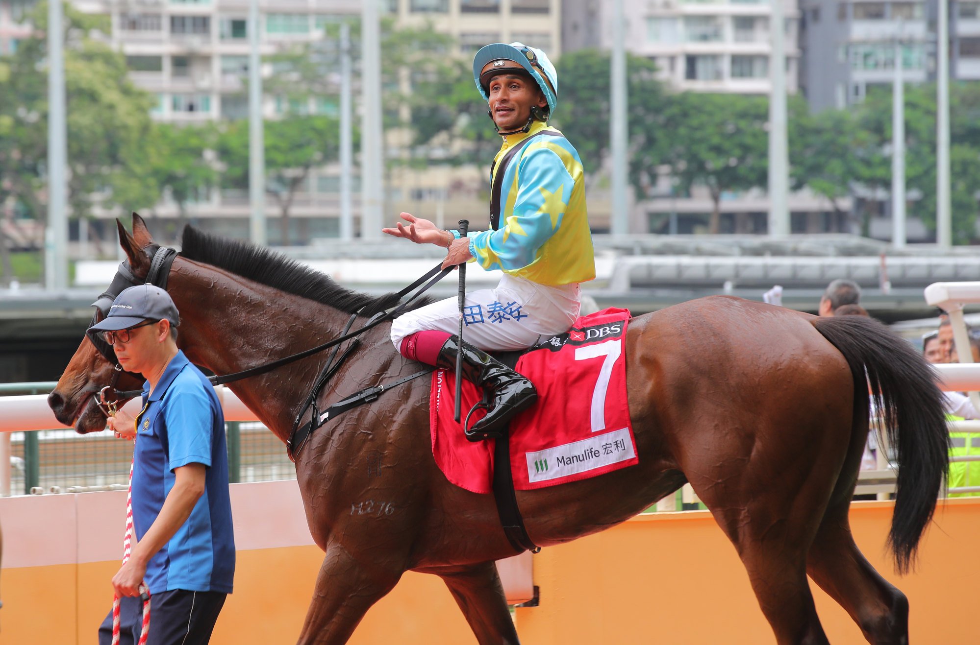 Karis Teetan flew back from Australia on Saturday to win on Sharpen Bright at Happy Valley.