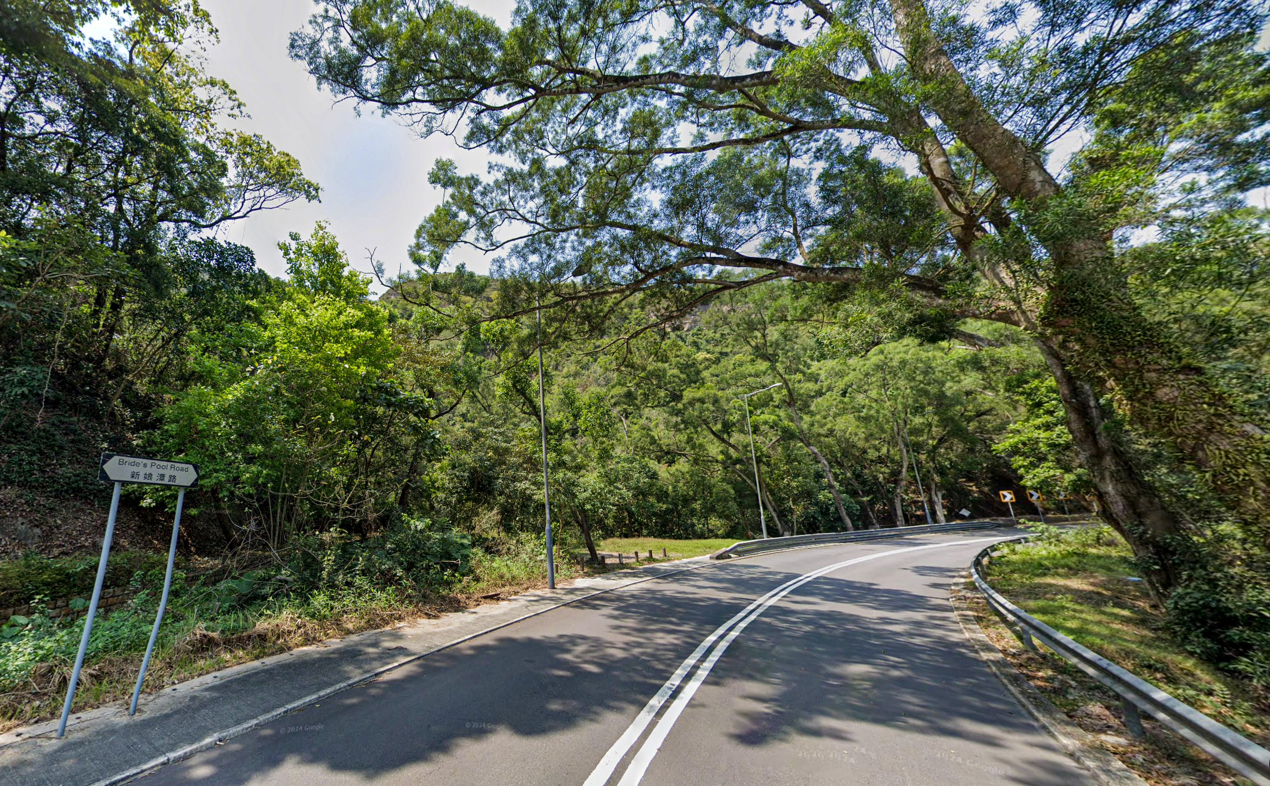 A woman died after he motorcycle crashed on Bride’s Pool Road. Photo: Google Maps