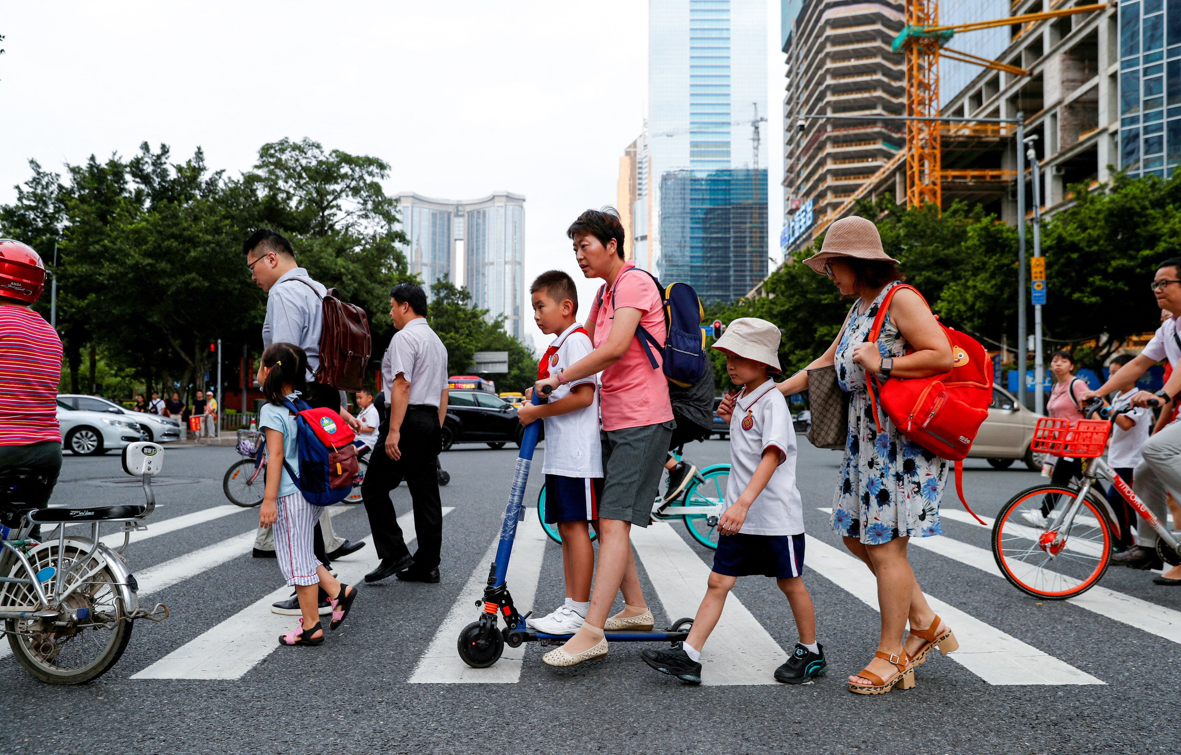 A new survey to gather data on women and pregnancies in China is getting a rough reception from people who resent past family planning policies. Photo: Reuters