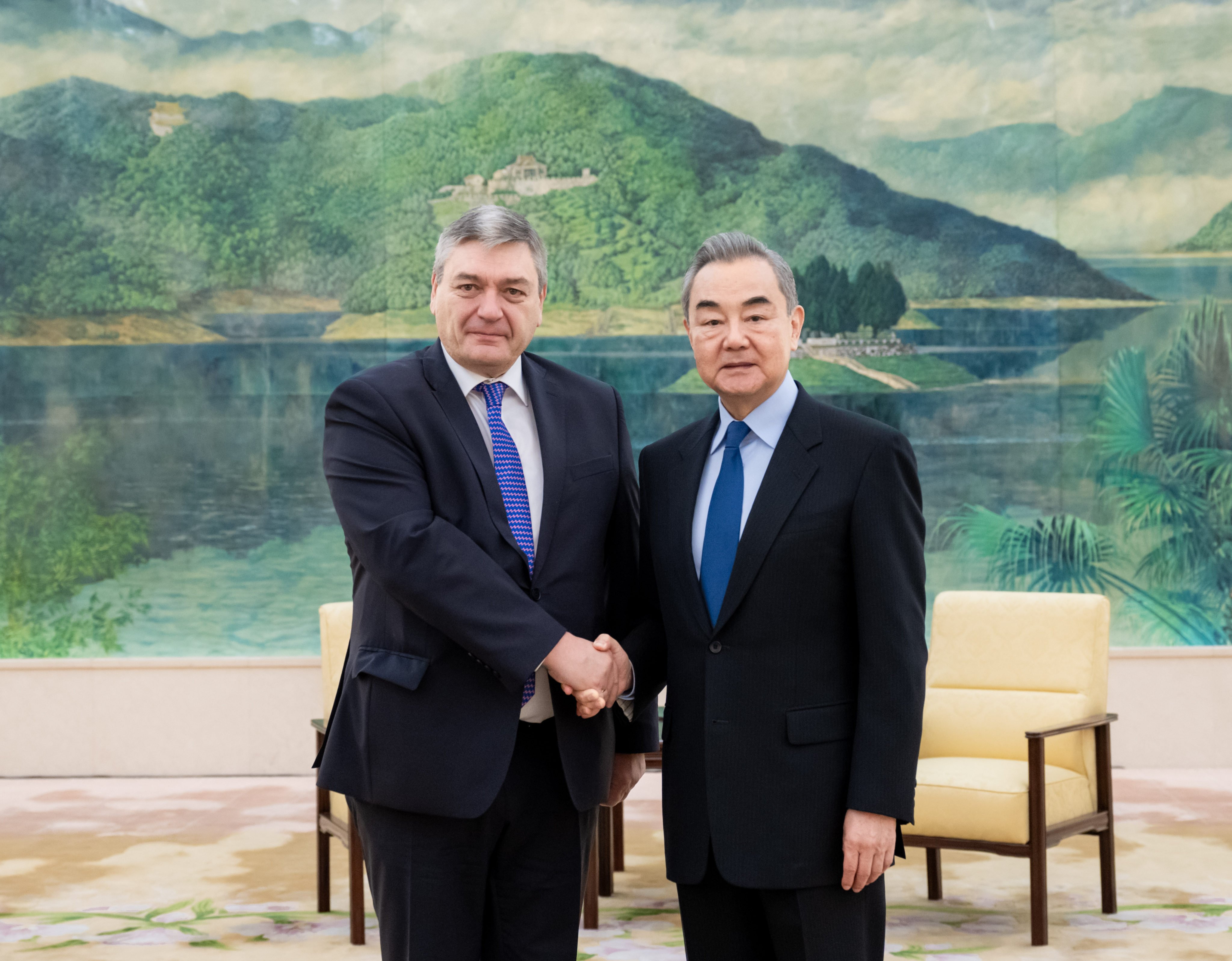 Russian deputy foreign minister Andrey Rudenko and Chinese Foreign Minister Wang Yi hold talks in Beijing on Wednesday. Photo: Xinhua