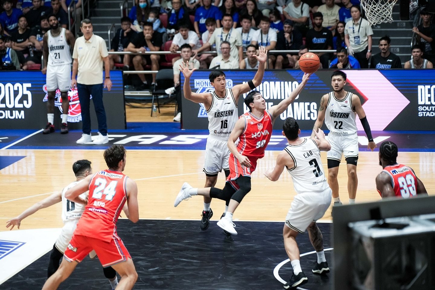 Japanese B.League outfit Hiroshima Dragonflies (in red) have beaten Hong Kong Eastern in both outings this season. Photo: Handout