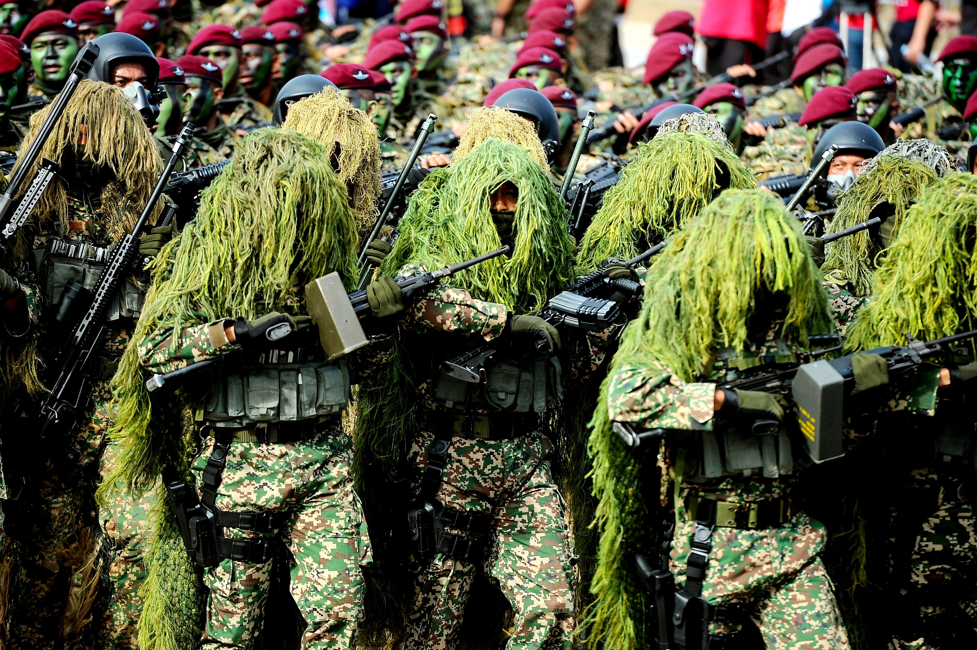 Malaysian soldiers take part in a rehearsal for the 2022 Independence Day celebrations. Photo: dpa