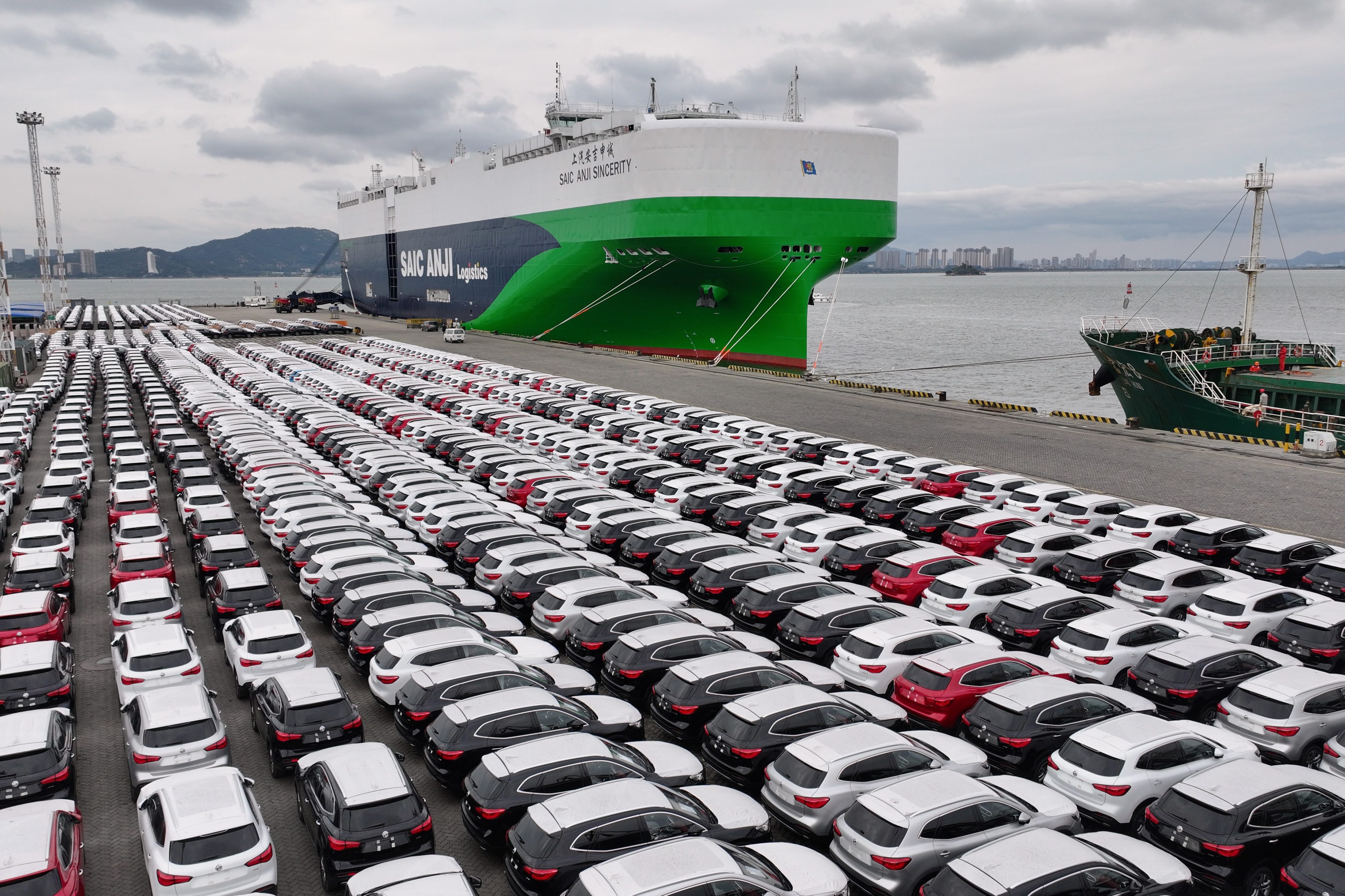 SAIC Motors’ electric vehicles at the Dongdu port in Xiamen city in southeastern China’s Fujian province, bound for Europe, on January 23, 2024. Photo: Xinhua.