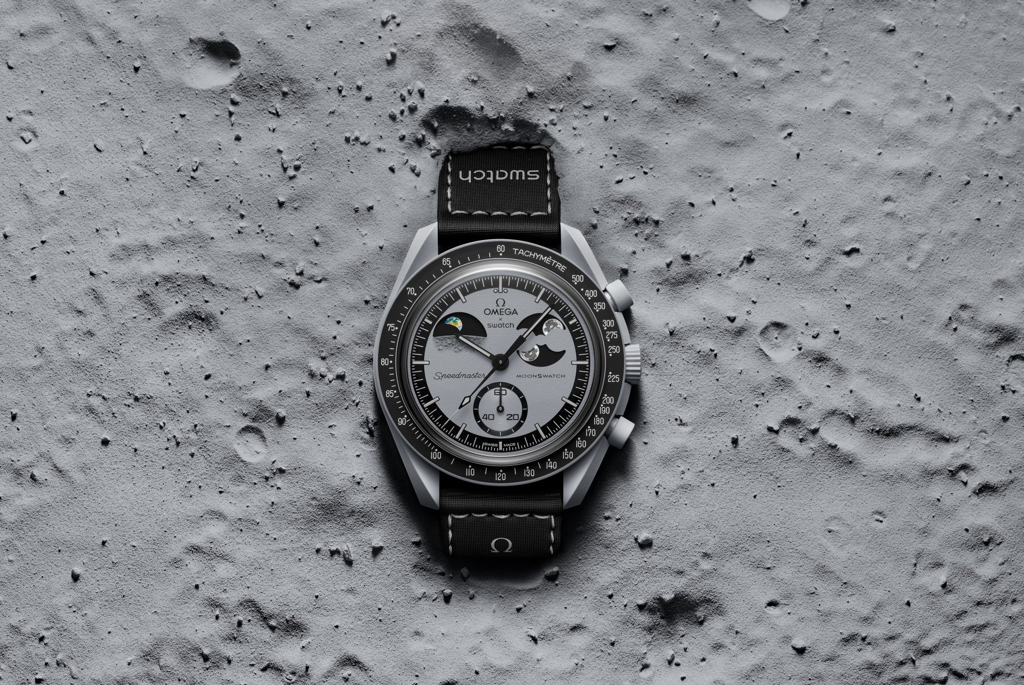 時計 Swatch Mission on Earth Bioceramic MISSION ON EARTH - LAVA | Swatch® official site