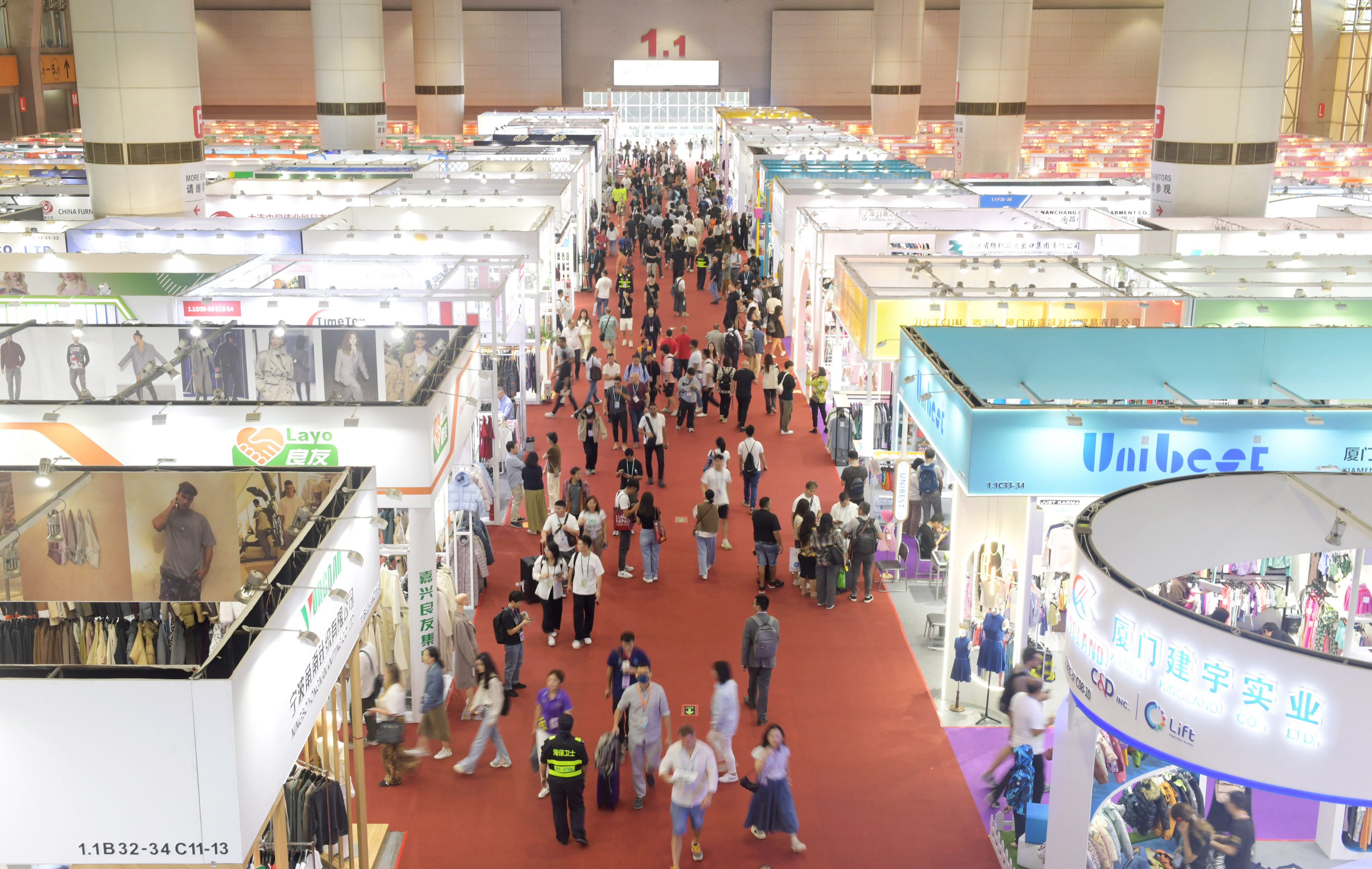Canton Fair deals only up by 1% despite record number of overseas buyers |  South China Morning Post