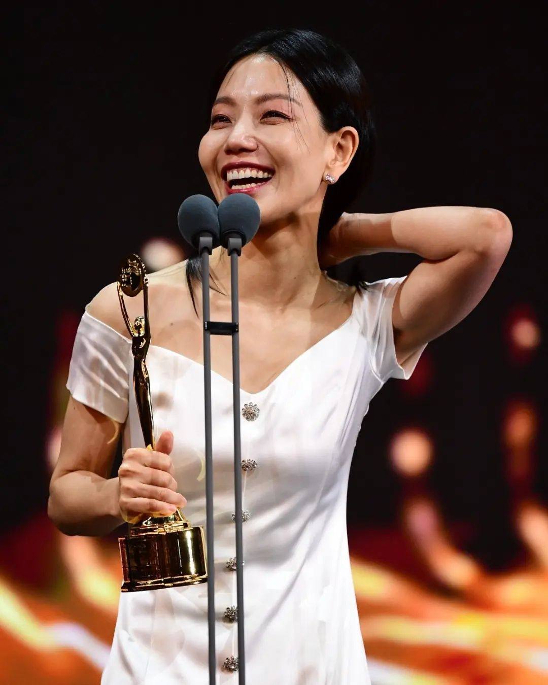 Kim Shin-rock with her 2022 Blue Dragon Series Awards trophy for best supporting actress in a drama for her portrayal of Park Jung-ja in Hellbound. Viewers have praised Kim for her performance in the second season of the Netflix Korean drama. Photo: Instagram/@netflix.hellbound 