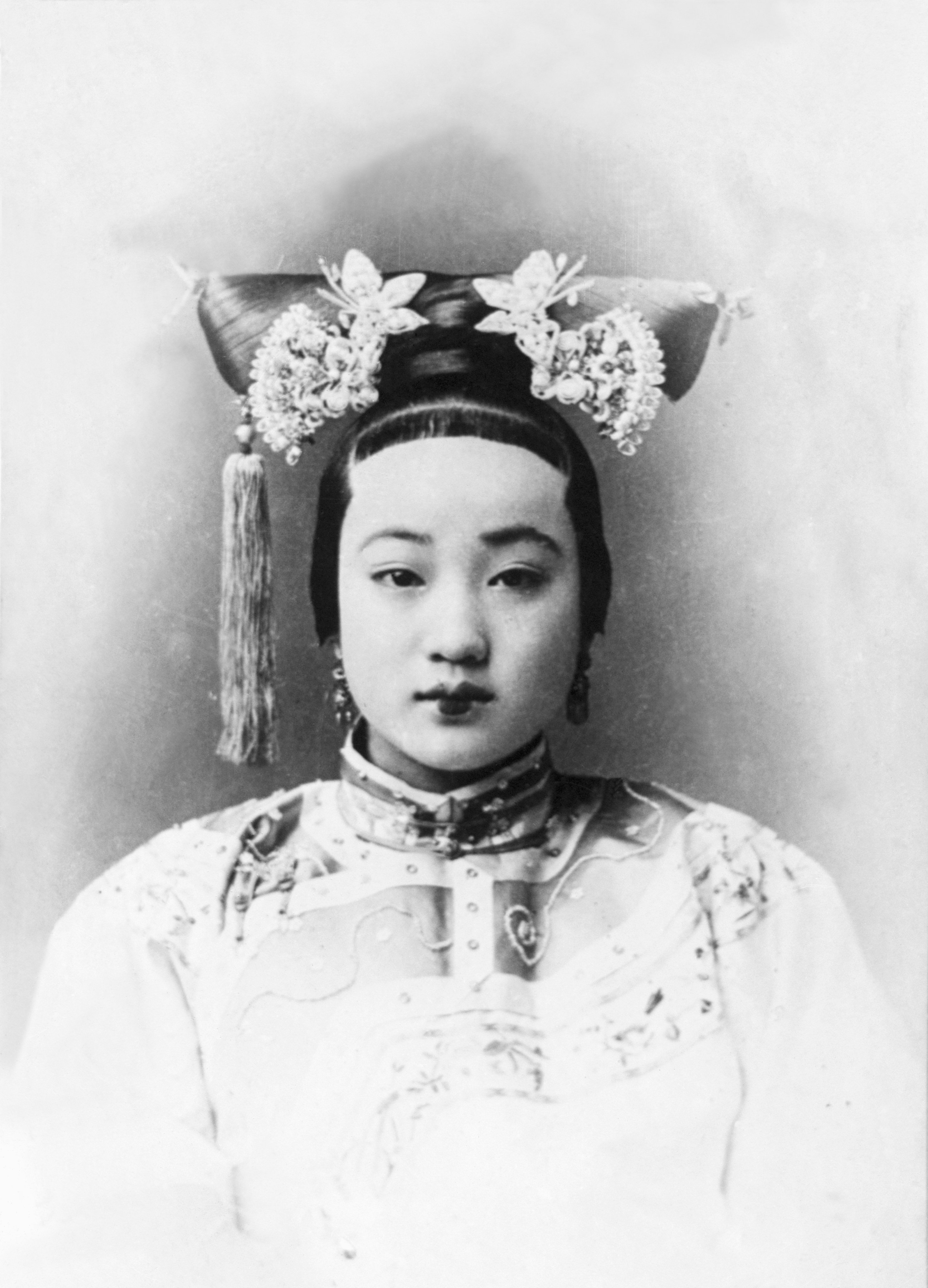 Imperial Consort Zhen was the favourite of the Guangxu Emperor, but was “martyred” down a well in the Forbidden City, according to official records, when the imperial family fled amid the Boxer uprising in 1900. But it was rumoured that Dowager Empress Cixi had her killed. Photo: Getty Images