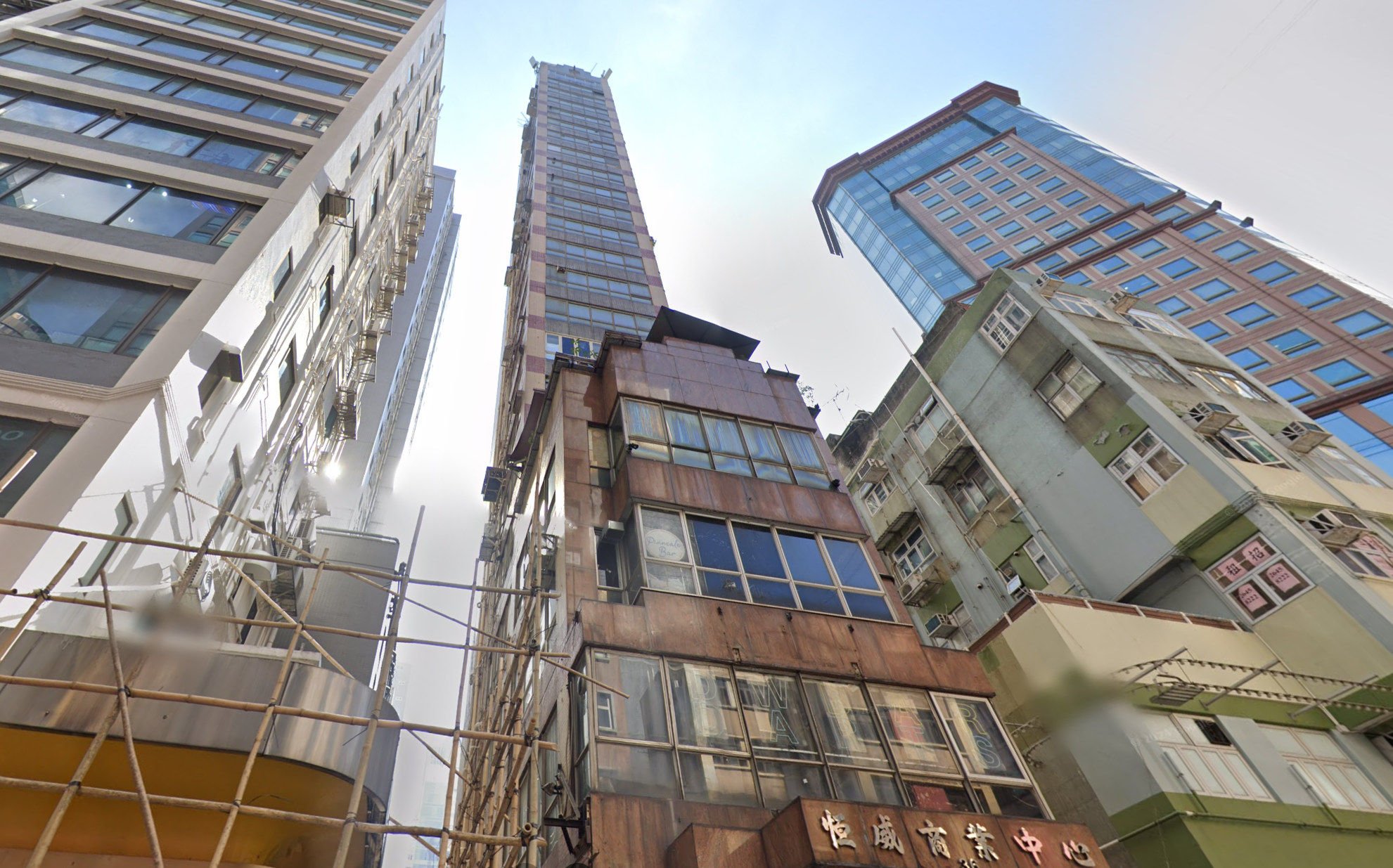 Hanway Commercial Centre on Dundas Street in Mong Kok. Photo: Google Maps