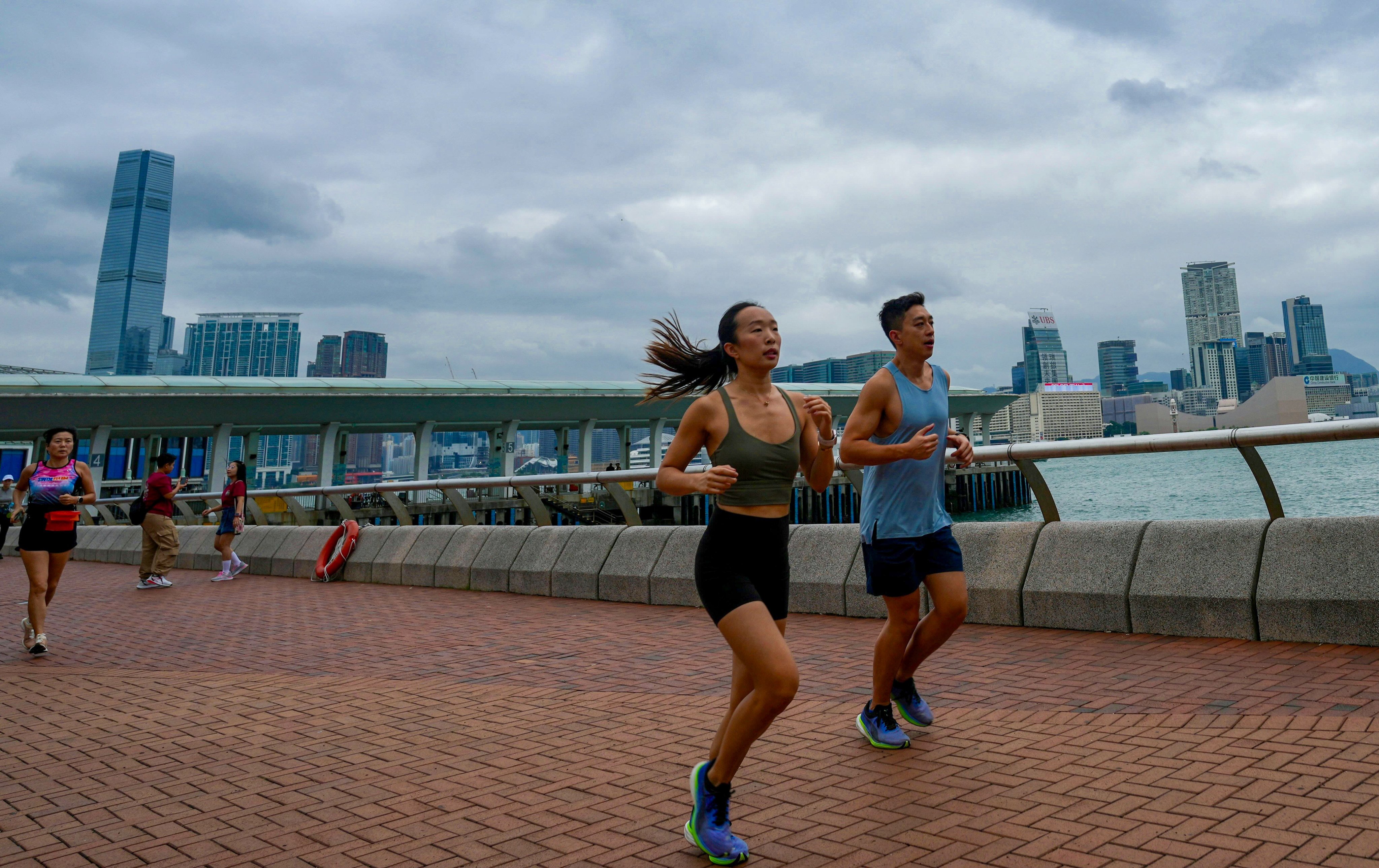 The forecaster says there will be sunny periods in the next couple of days but the weather will become unsettled by midweek. Photo: Sam Tsang