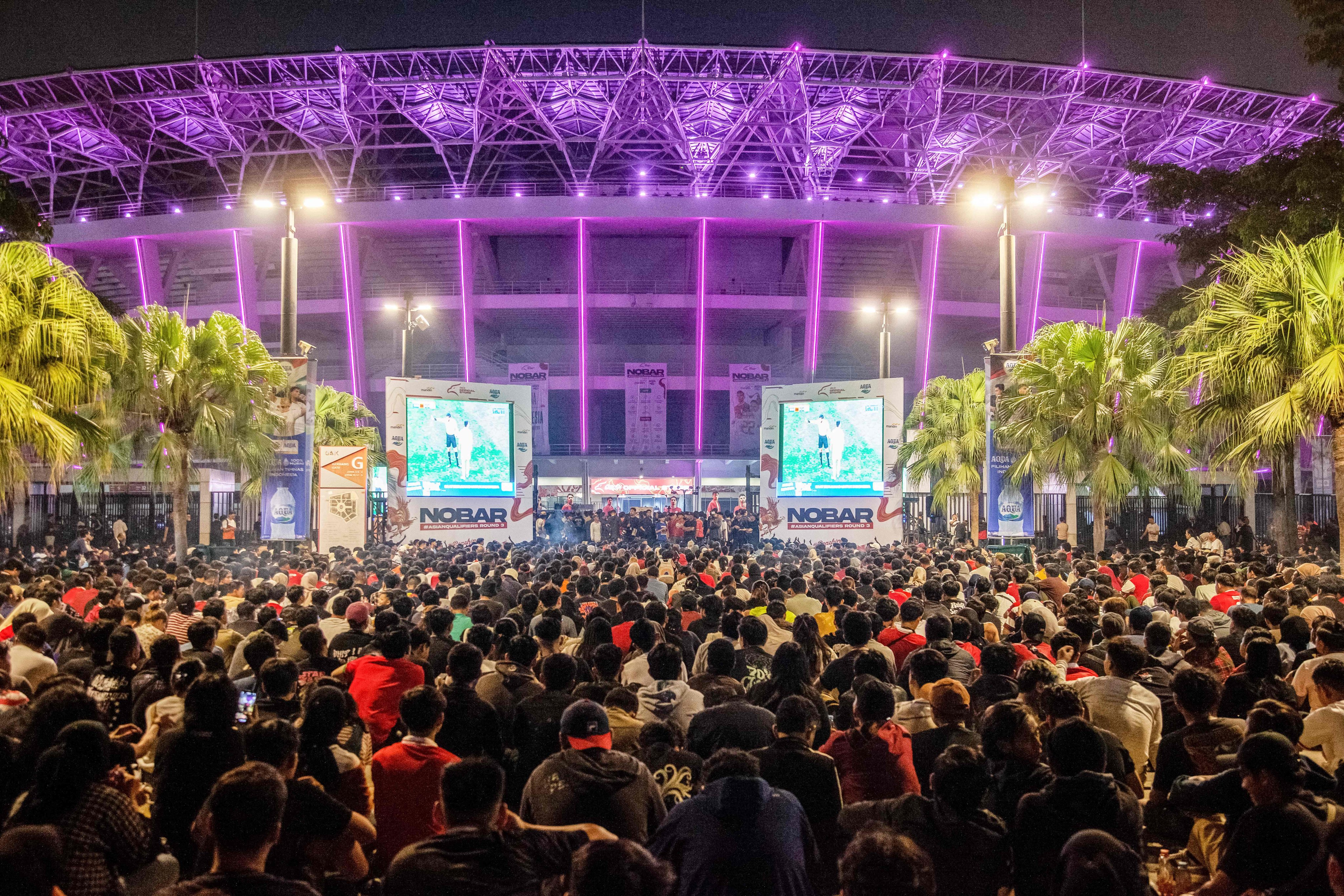 At least 78,000 Indonesian spectators will pack out Jakarta’s Gelora Bung Karno Stadium and watch on electric screens outside in the hope their team pull off a shock on Friday against Japan. Photo: AFP