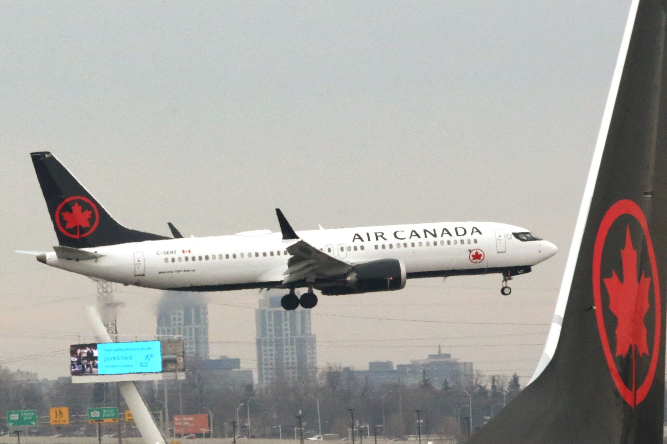 An Air Canada Boeing 737 MAX 8 approaches for landing at Toronto Pearson International Airport. Photo: Reuters