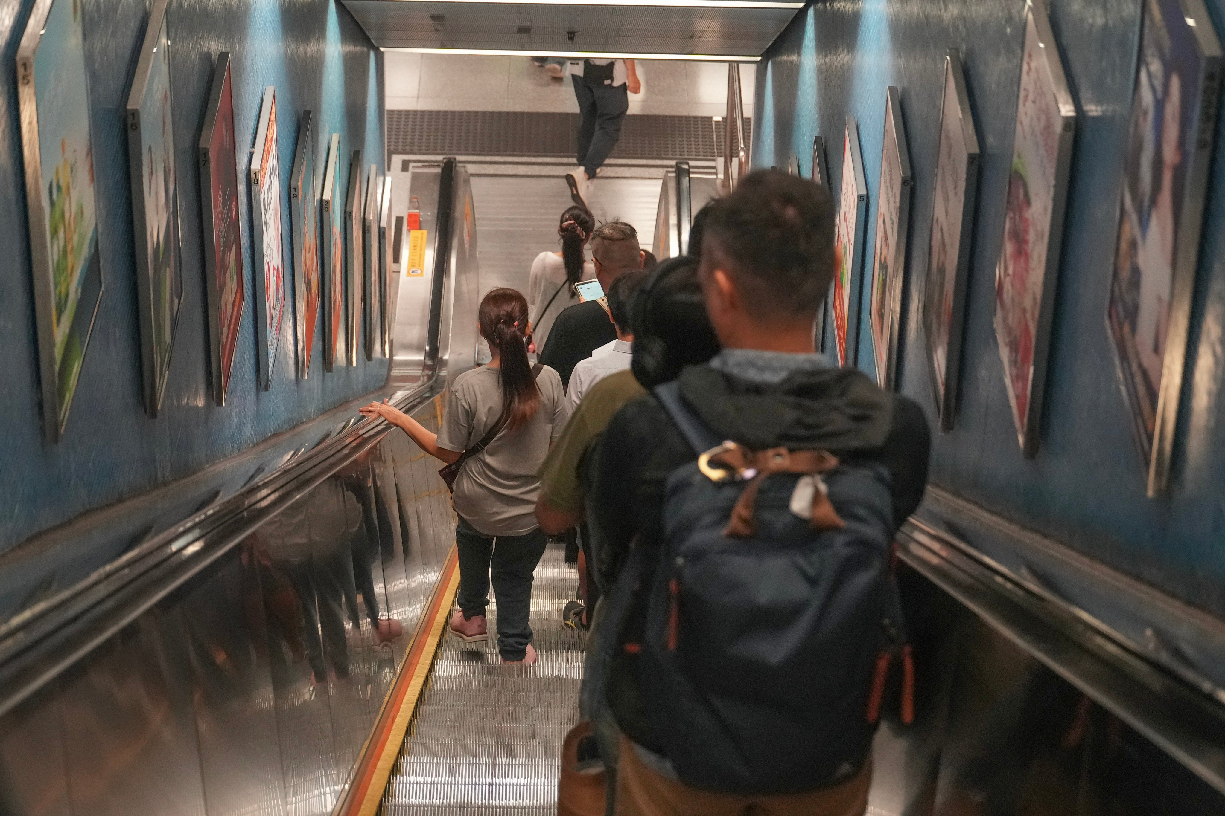 Passengers use an escalator in Admiralty MTR Station, on November 11. Photo: Sam Tsang