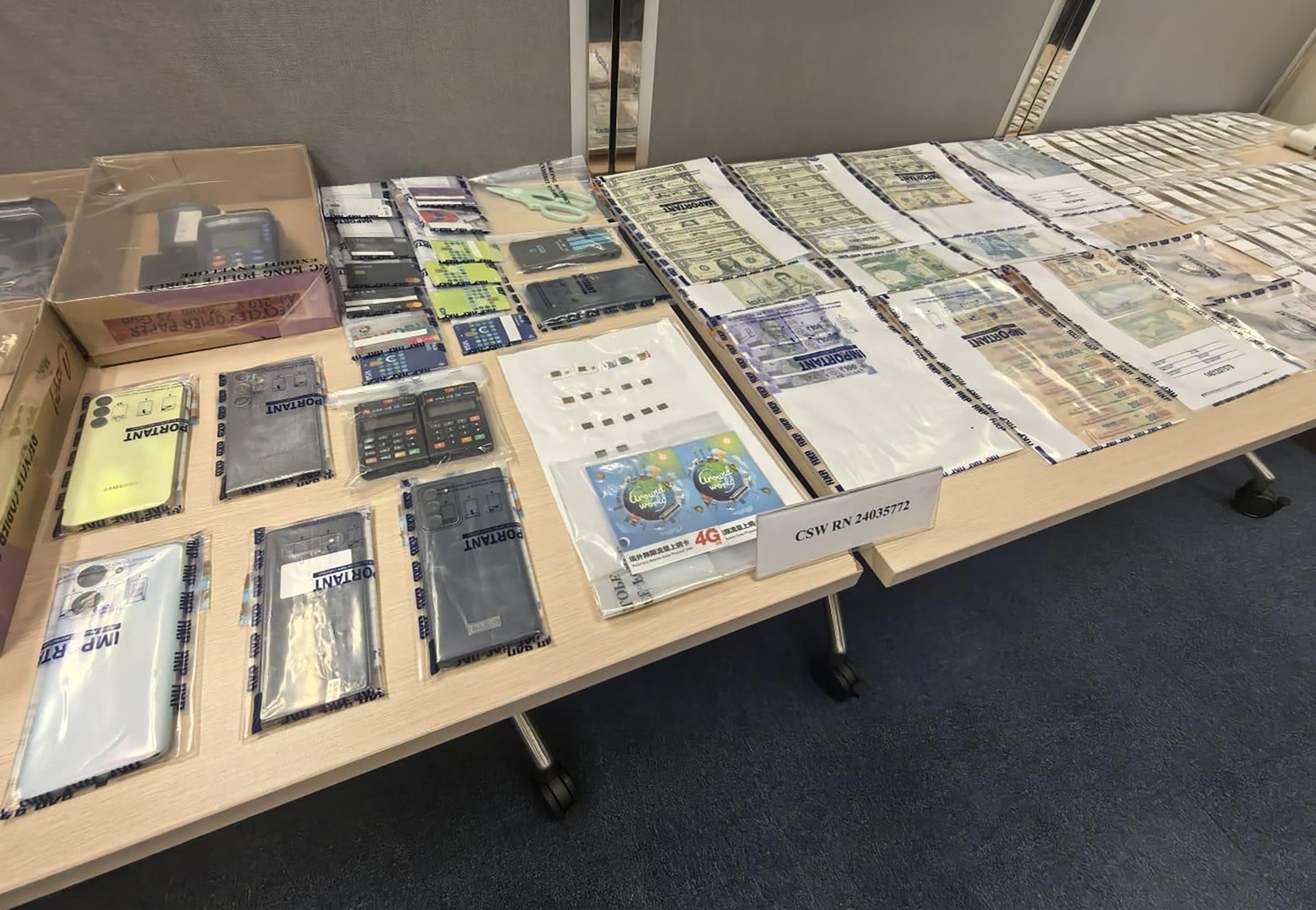 Hong Kong police have arrested three suspects from mainland China for allegedly stealing passengers’ credit cards on flights bound for the city.  Photo: Handout