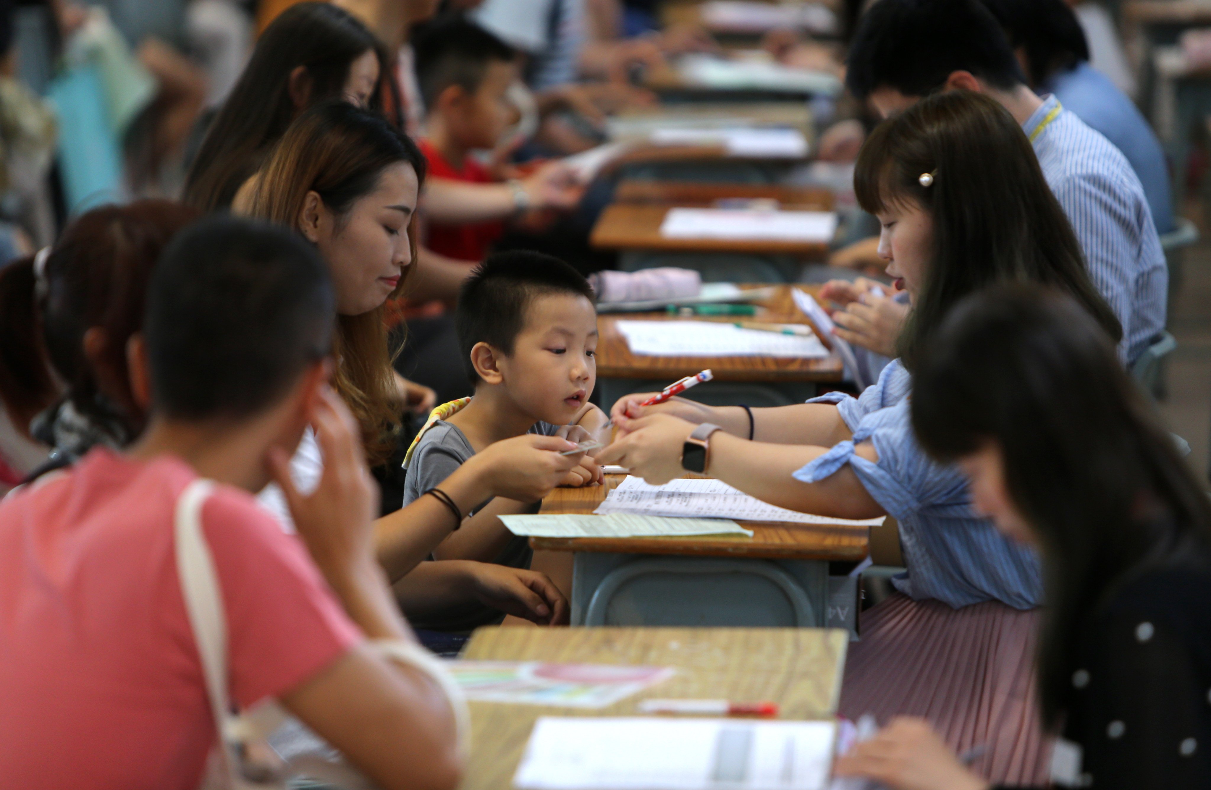 The number of students applying for aided and government primary schools through the allocation system has fallen for five consecutive years. Photo: Winson Wong