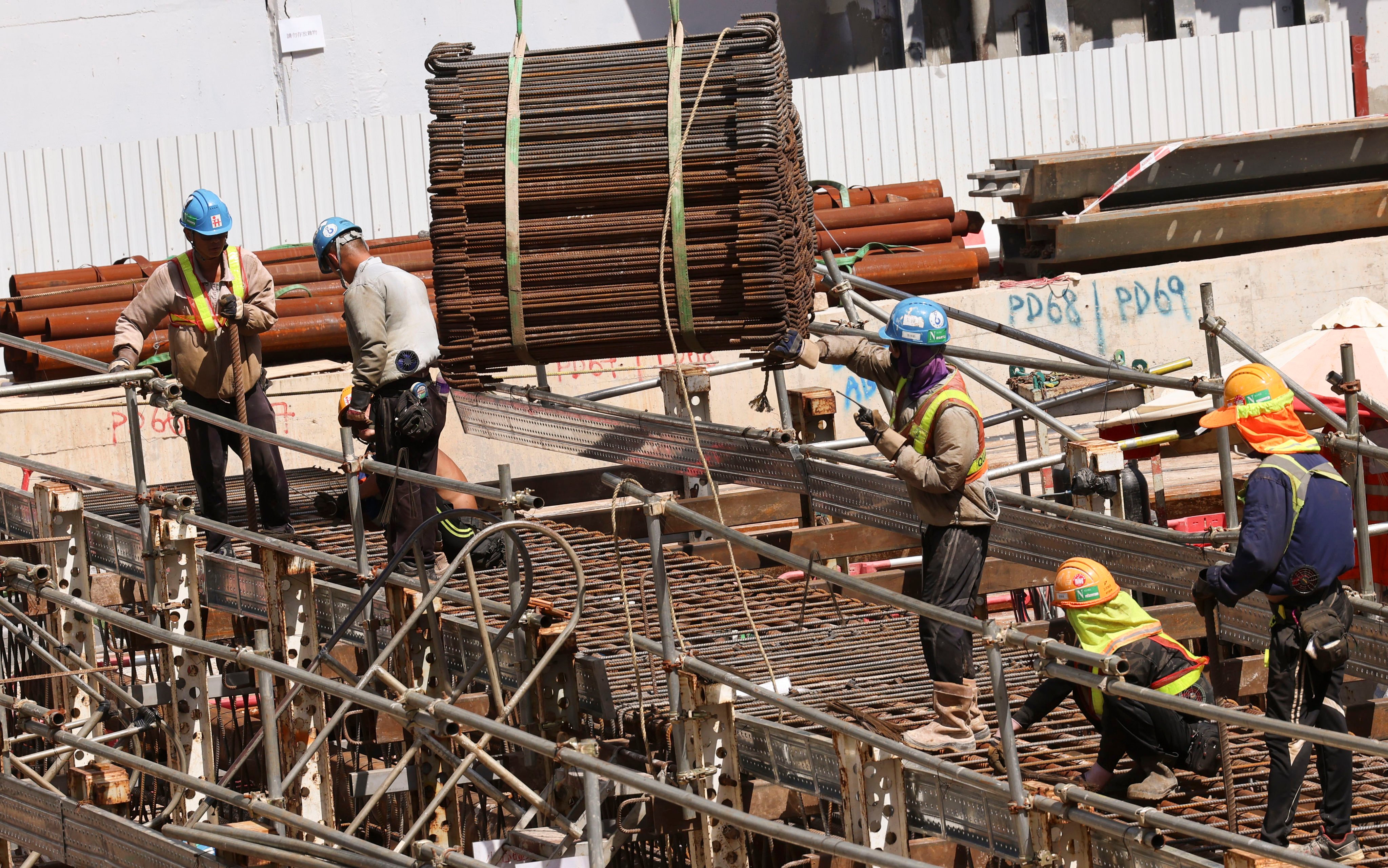 Hong Kong’s construction fatalities are rising, prompting calls for better safety measures and stricter penalties for offenders to address systemic issues. Photo: Jelly Tse