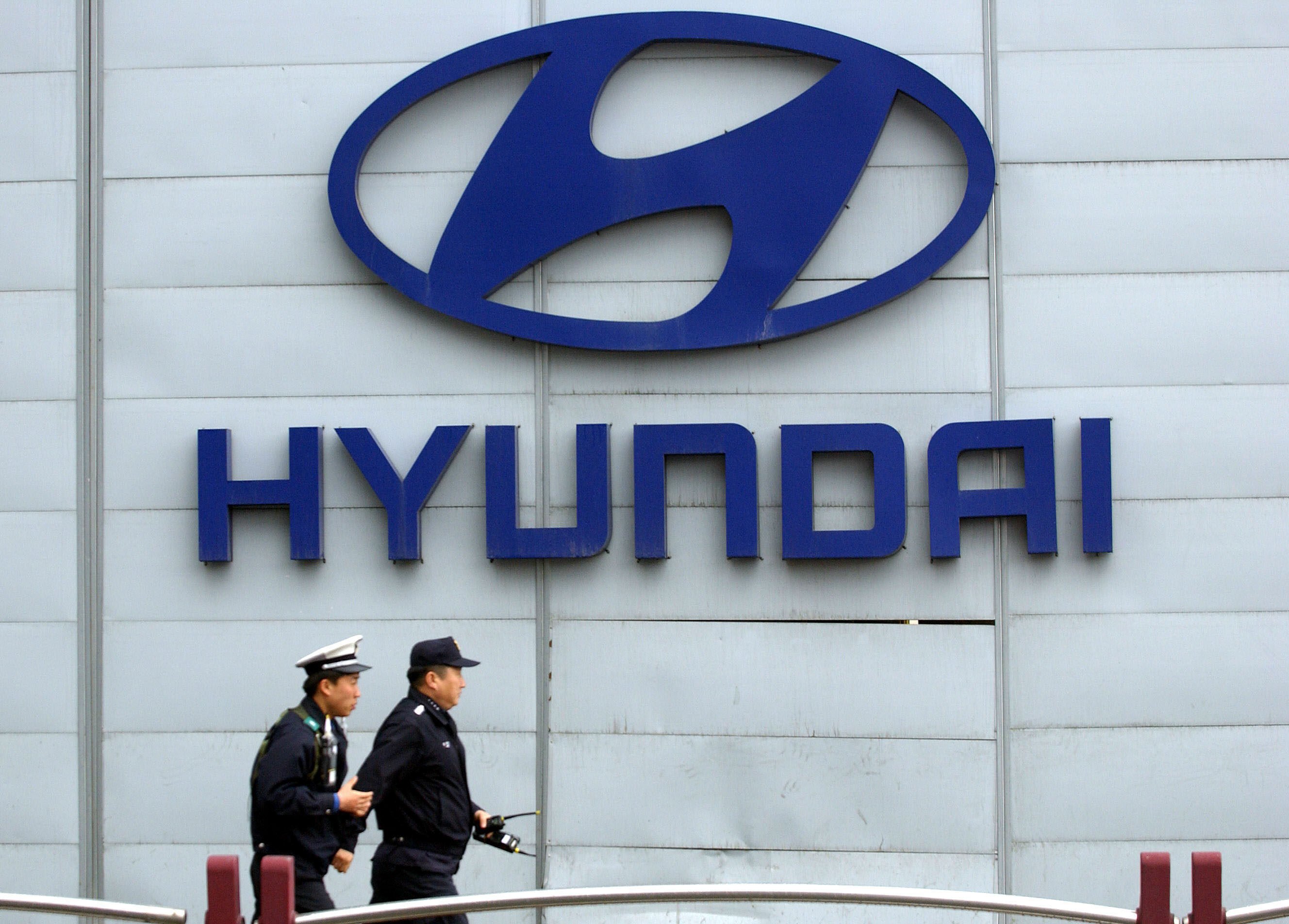 Tragedy struck a Hyundai Motor plant in Ulsan, South Korea, as three workers, including researchers, died during a car test, which reportedly involved suffocation in a testing chamber. Photo: AFP