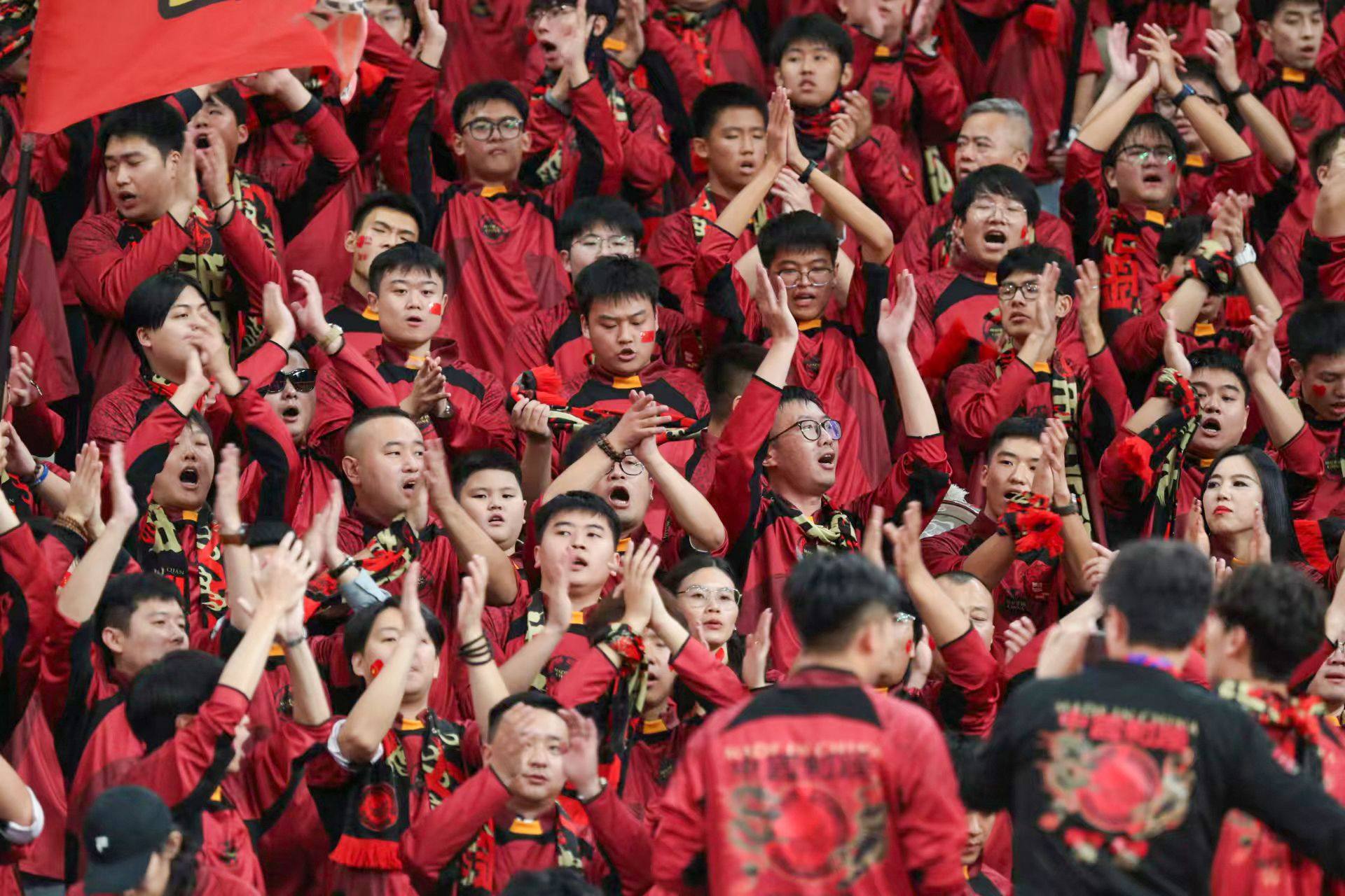 Chinese fans cheer on their side during the 2026 Fifa World Cup qualification clash with Japan in Xiamen. Photo: AFP