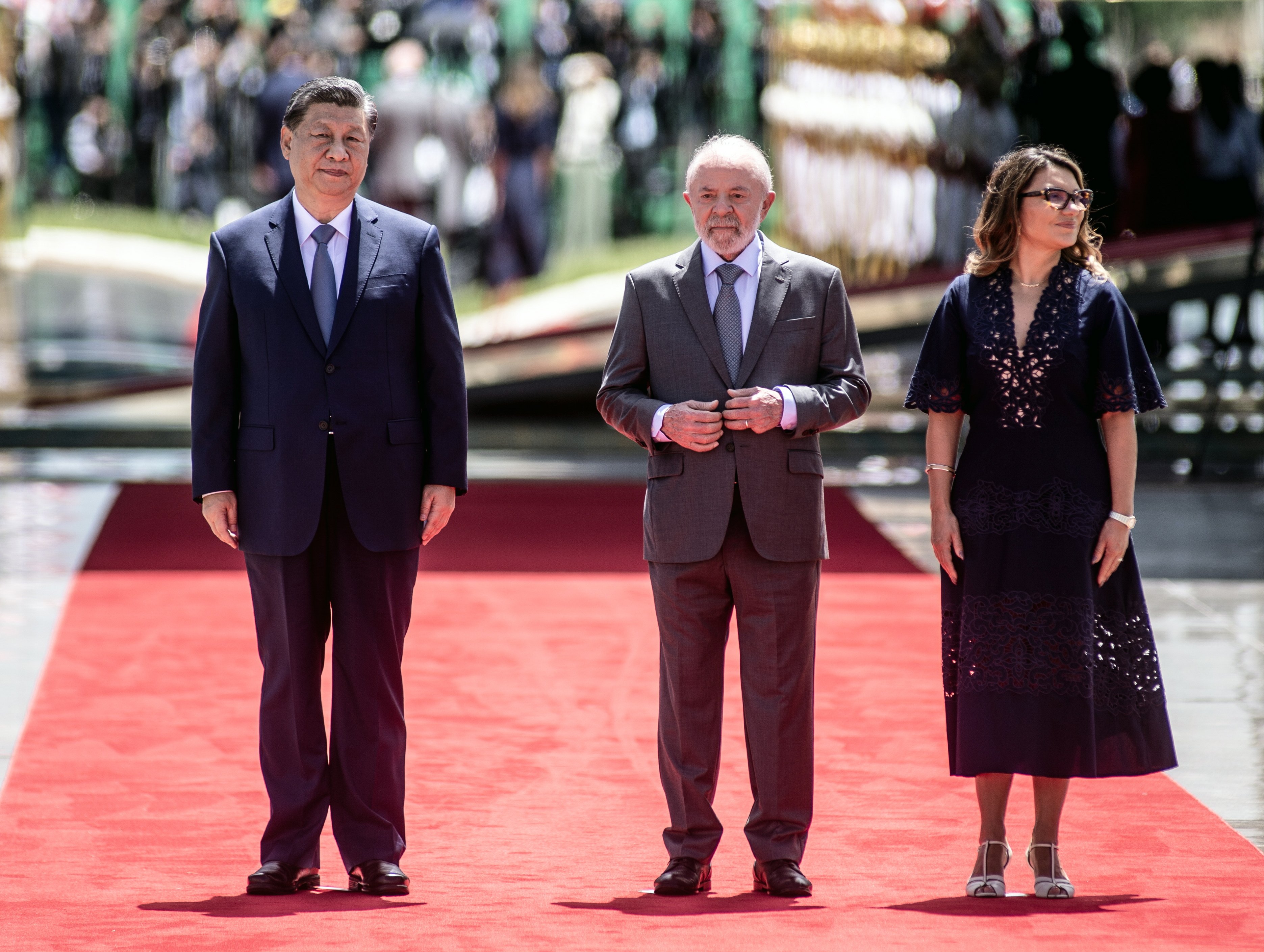 Chinese President Xi Jinping is received with state honours by Brazilian President Luiz Inacio Lula da Silva, accompanied by his wife, Rosangela ‘Janja’ da Silva, in Brasilia on Wednesday. Photo: EPA-EFE 