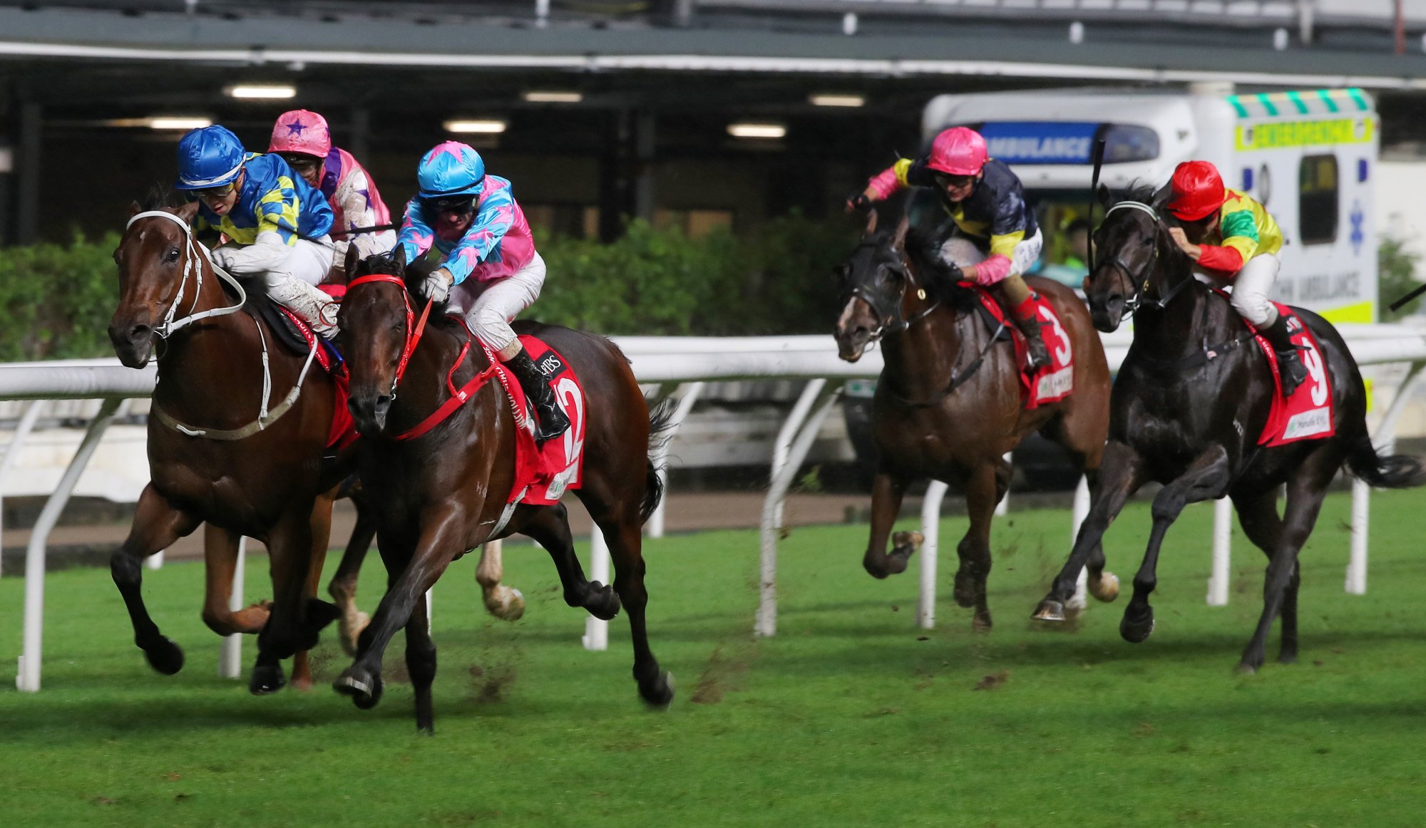 Lovero (inside) finishes second to Super Unicorn, but is later awarded victory after a successful objection.