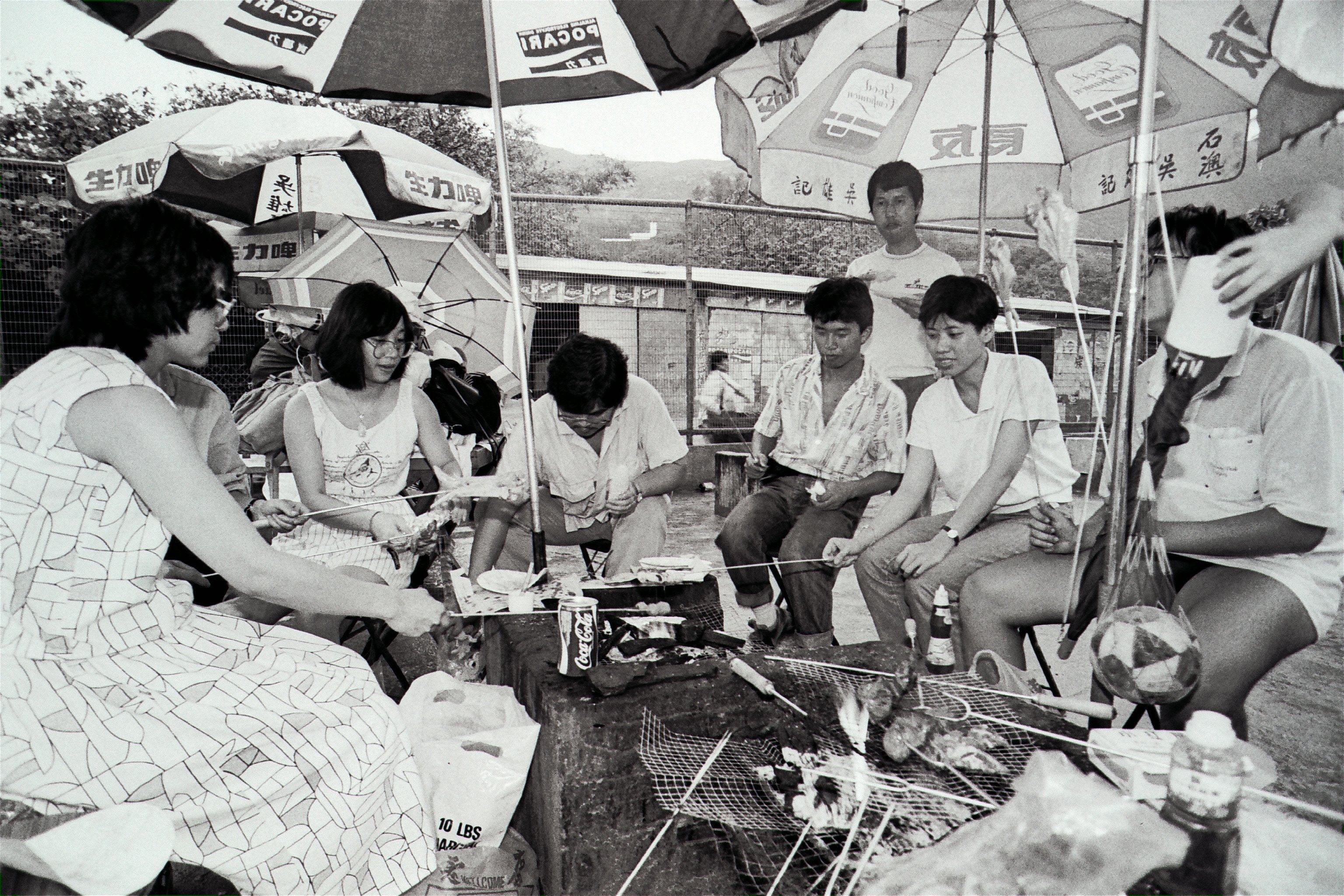 People enjoying a barbecue at Shek O beach, Hong Kong, in 1987. Photo: SCMP