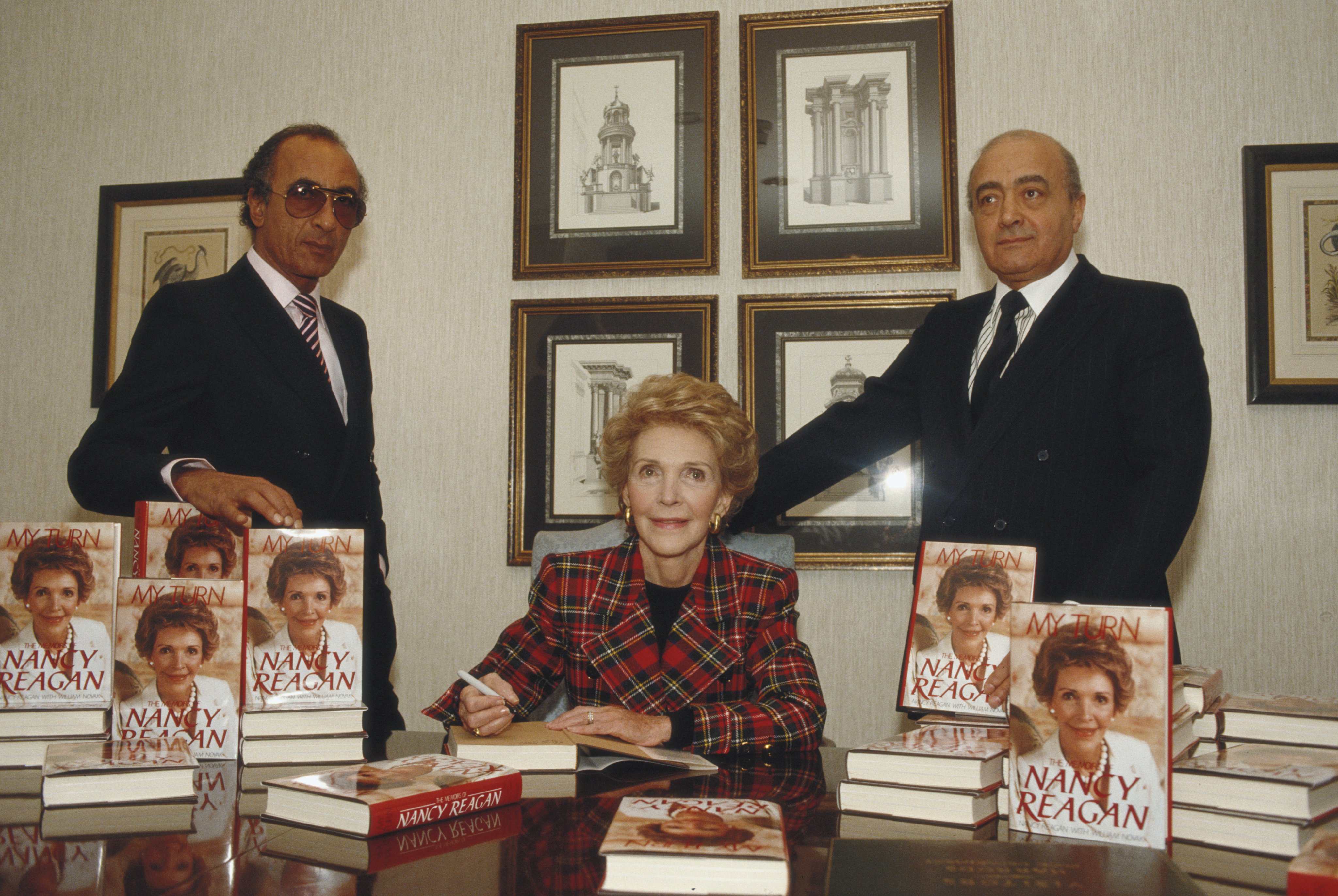 Nancy Reagan, the wife of former US President Ronald Reagan, with Egyptian businessman Mohamed Al-Fayed and his brother Salah in 1989. Photo: Getty Images