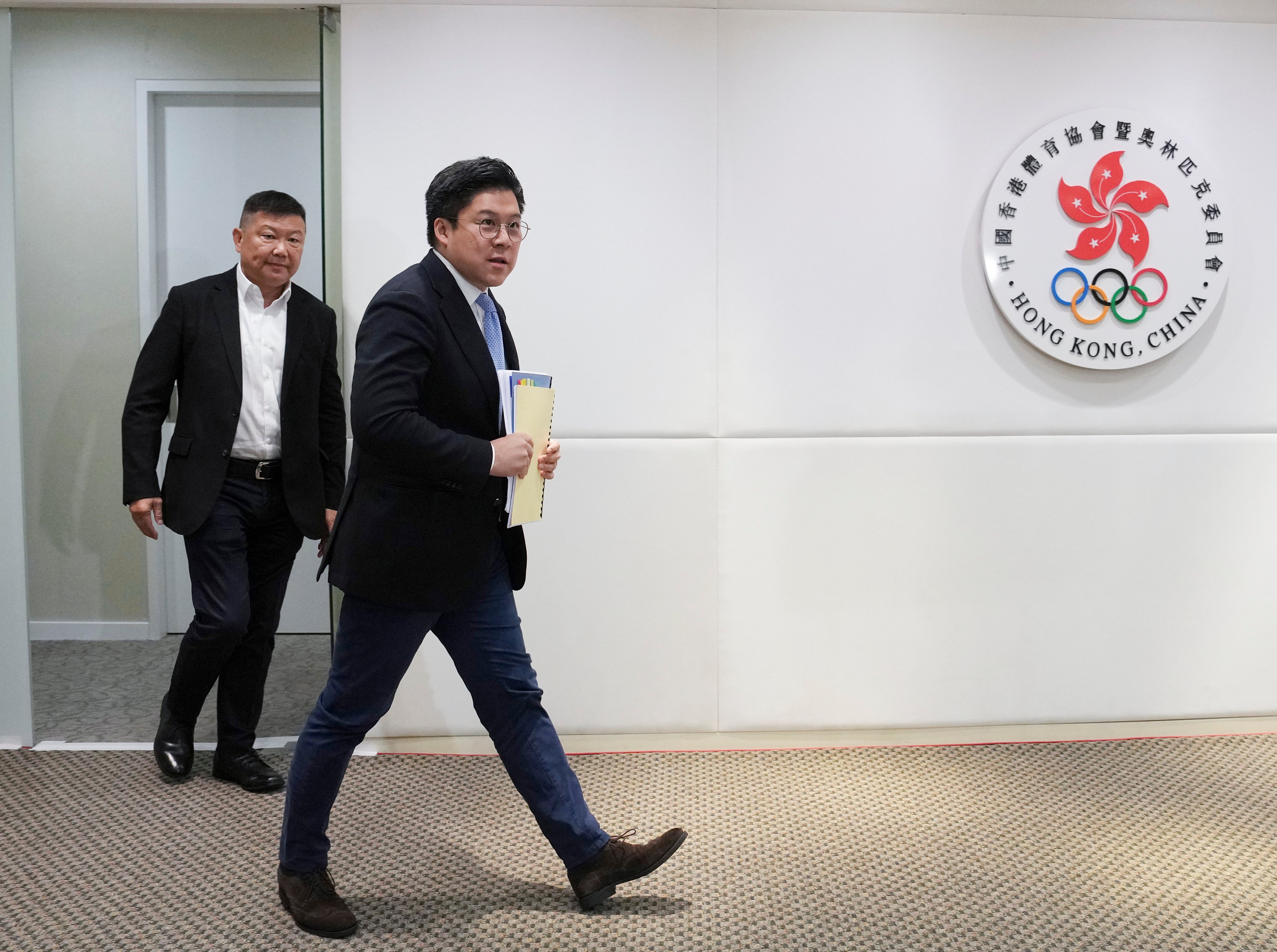 Edgar Yang (left), honorary secretary-general of the SF&OC, and vice-president Kenneth Fok meet the media after the release of the code of governance report. Photo: Elson Li