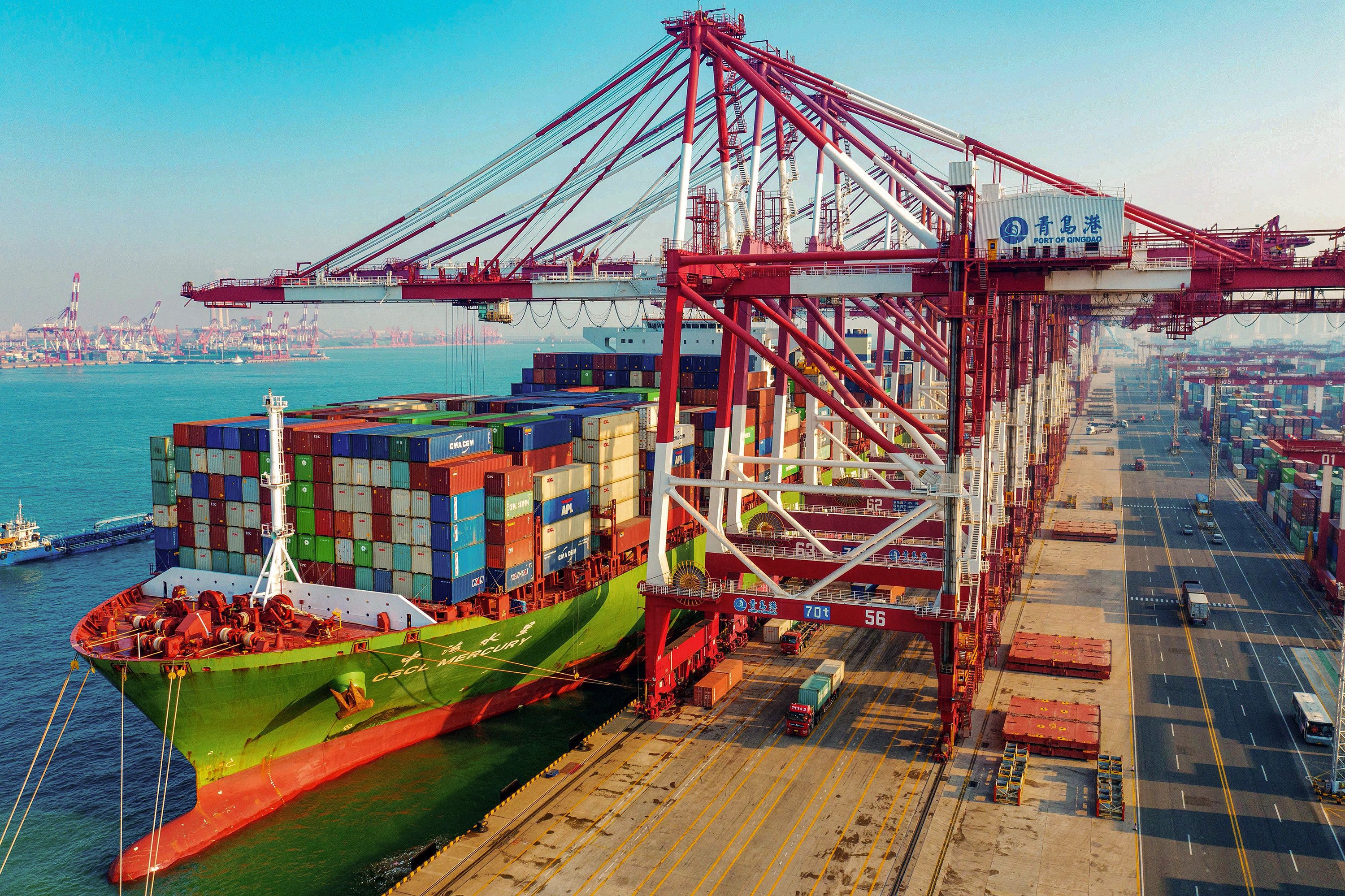 A cargo ship loaded with containers berths at a Chinese port in Qingdao, Shandong province. Photo: AFP