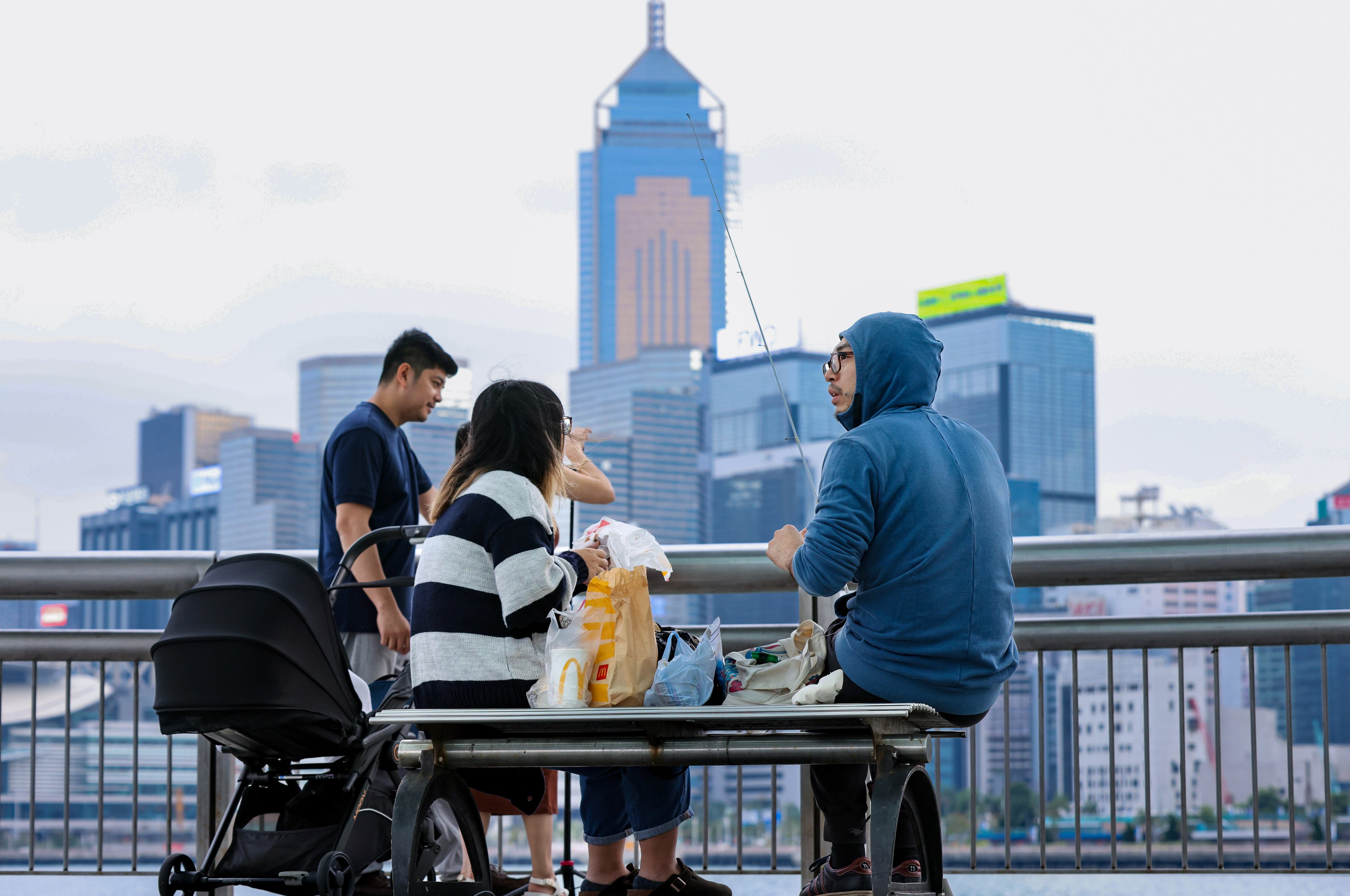 A cold front is expected to hit Hong Kong on Tuesday midnight. Photo: Nora Tam