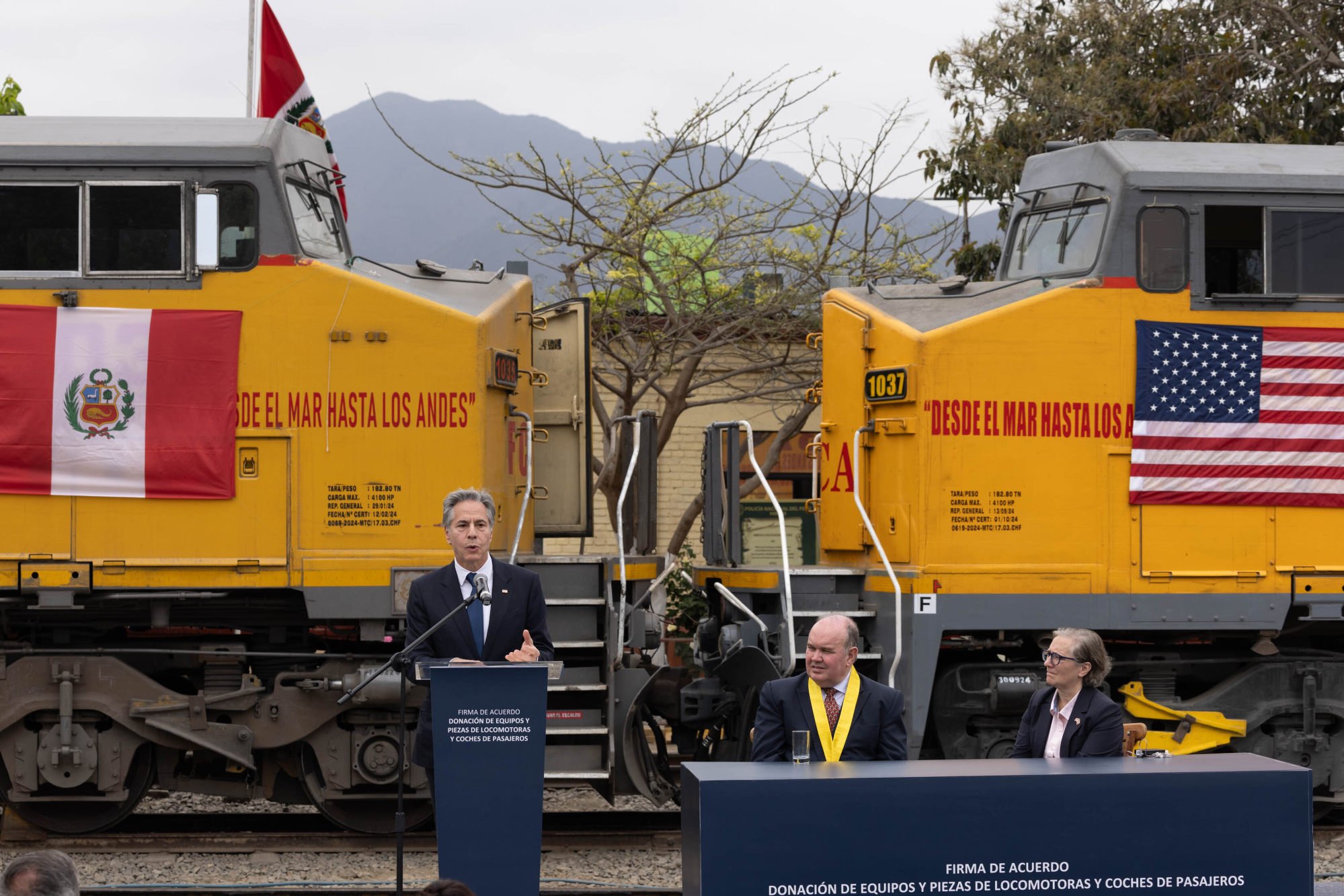 US Secretary of State Antony Blinken addresses a ceremony donating diesel locomotives at the Montserrate Train Station in Lima, Peru, on November 16. Photo: US State Department