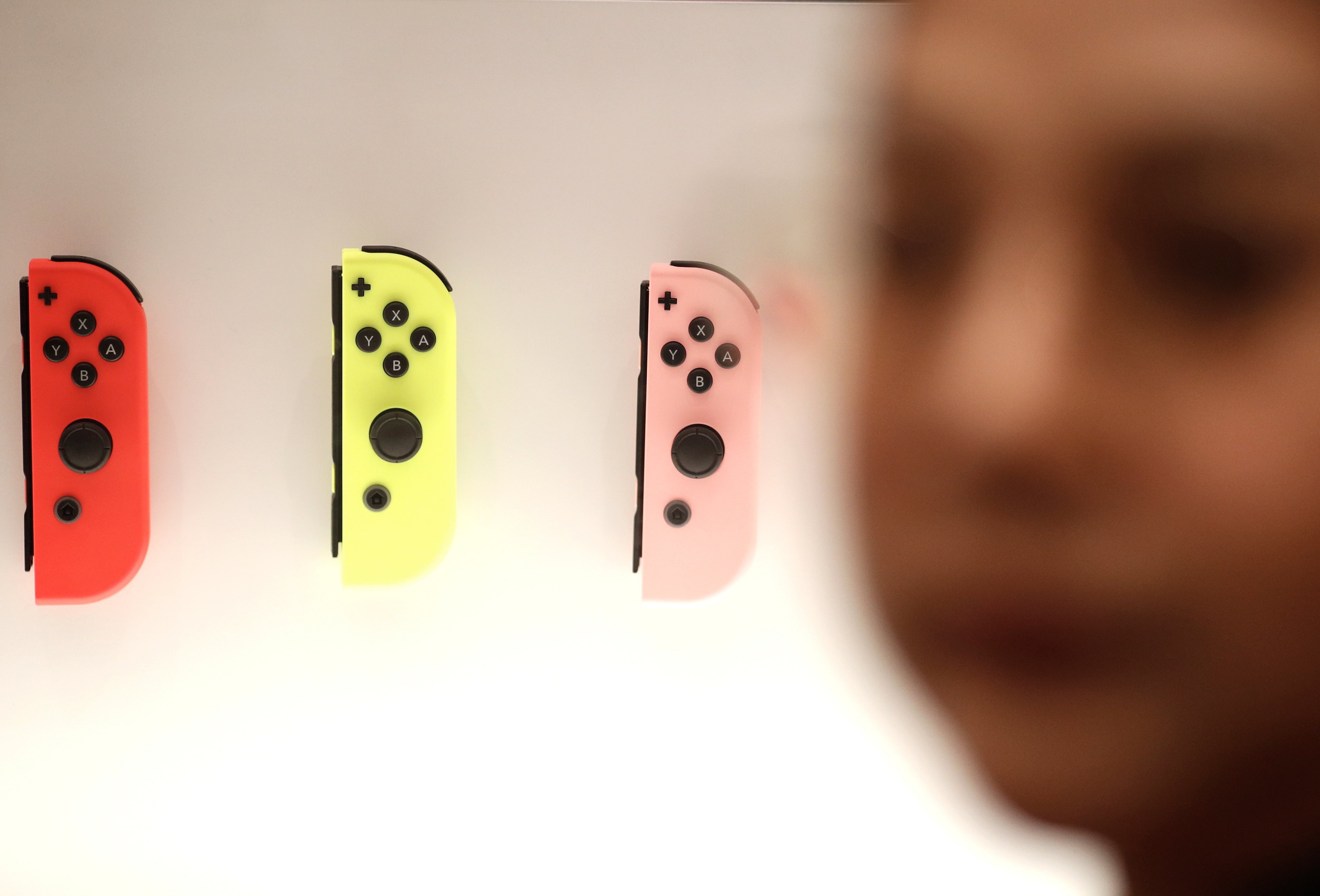 Chinese Nintendo Switch console users find themselves in limbo after the announcement that online sales and services for the device will cease from 2026. Photo: EPA-EFE