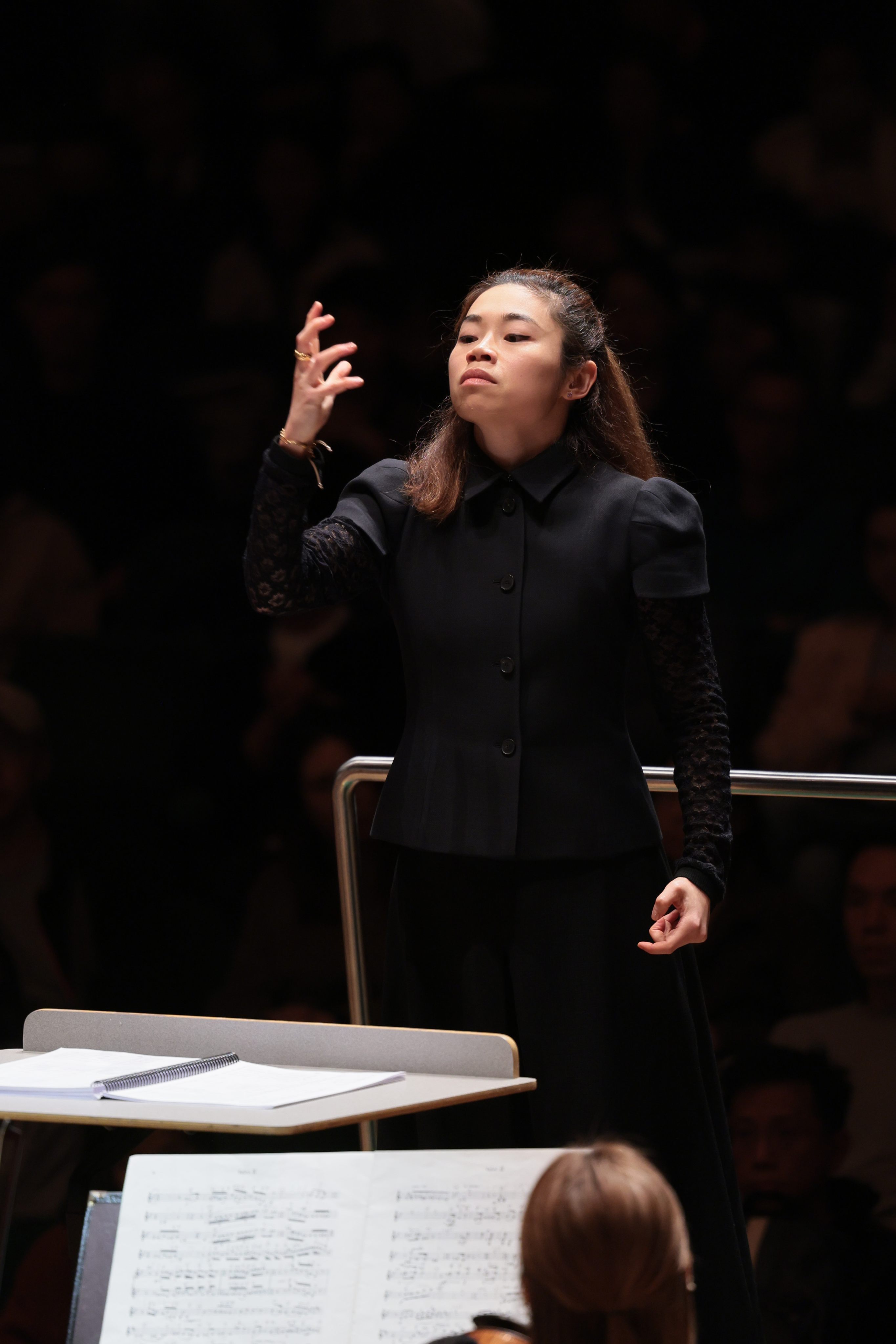 Elim Chan conducts the Hong Kong Philharmonic Orchestra. Photo: Keith Hiro/HK Phil