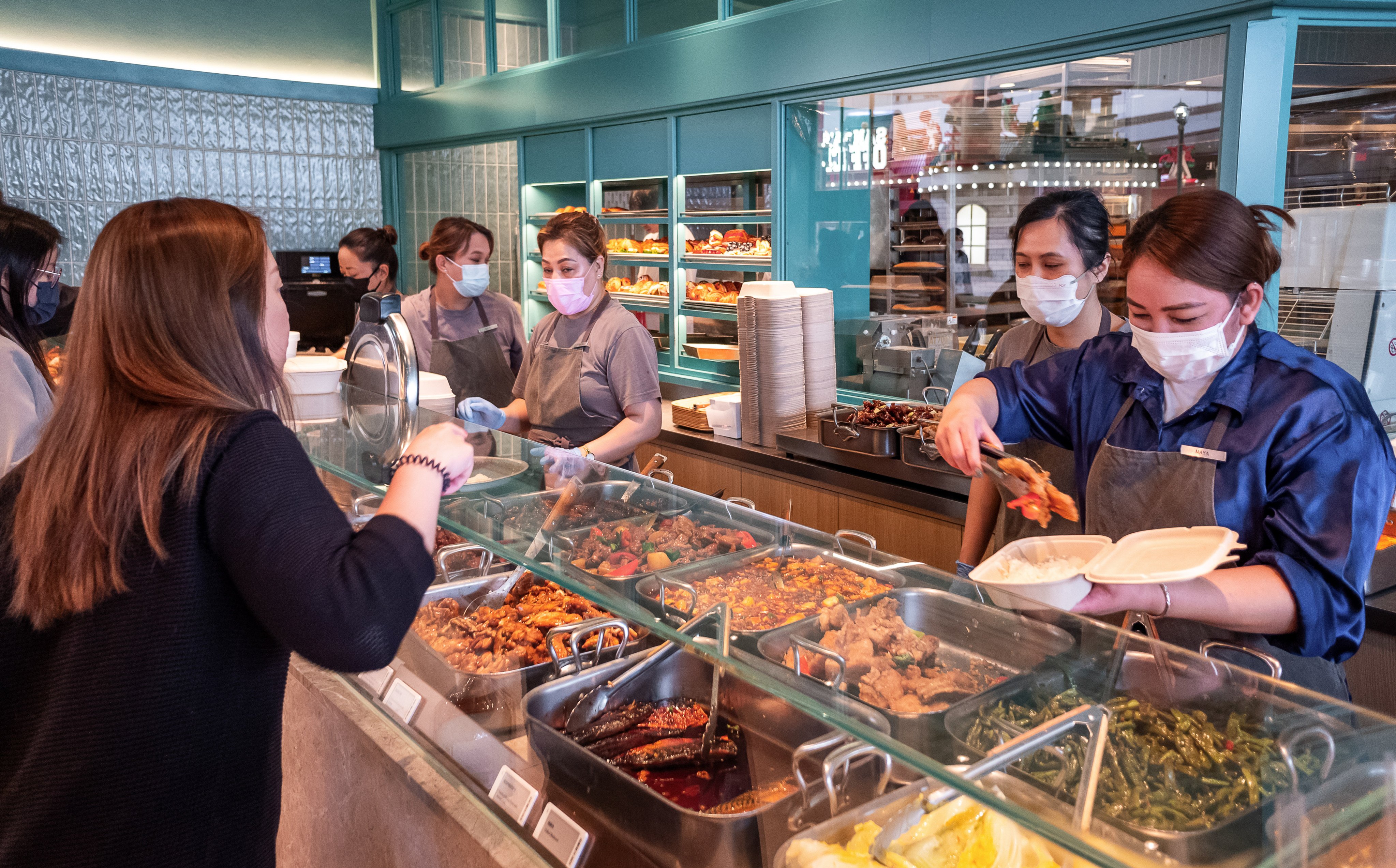 The lunchtime rush for two-dish rice at Chapter IFC in Central, Hong Kong. Photo: Alexander Mak