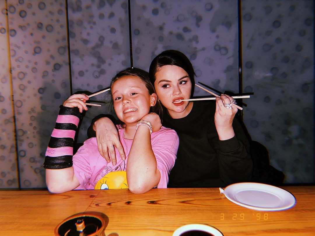 Selena Gomez’s baby sister Gracie Elliot Teefey is friends with the Kardashian family kids, and accompanies the singer to Taylor Swift concerts and Disney premieres. Photo: @selenagomez/Instagram