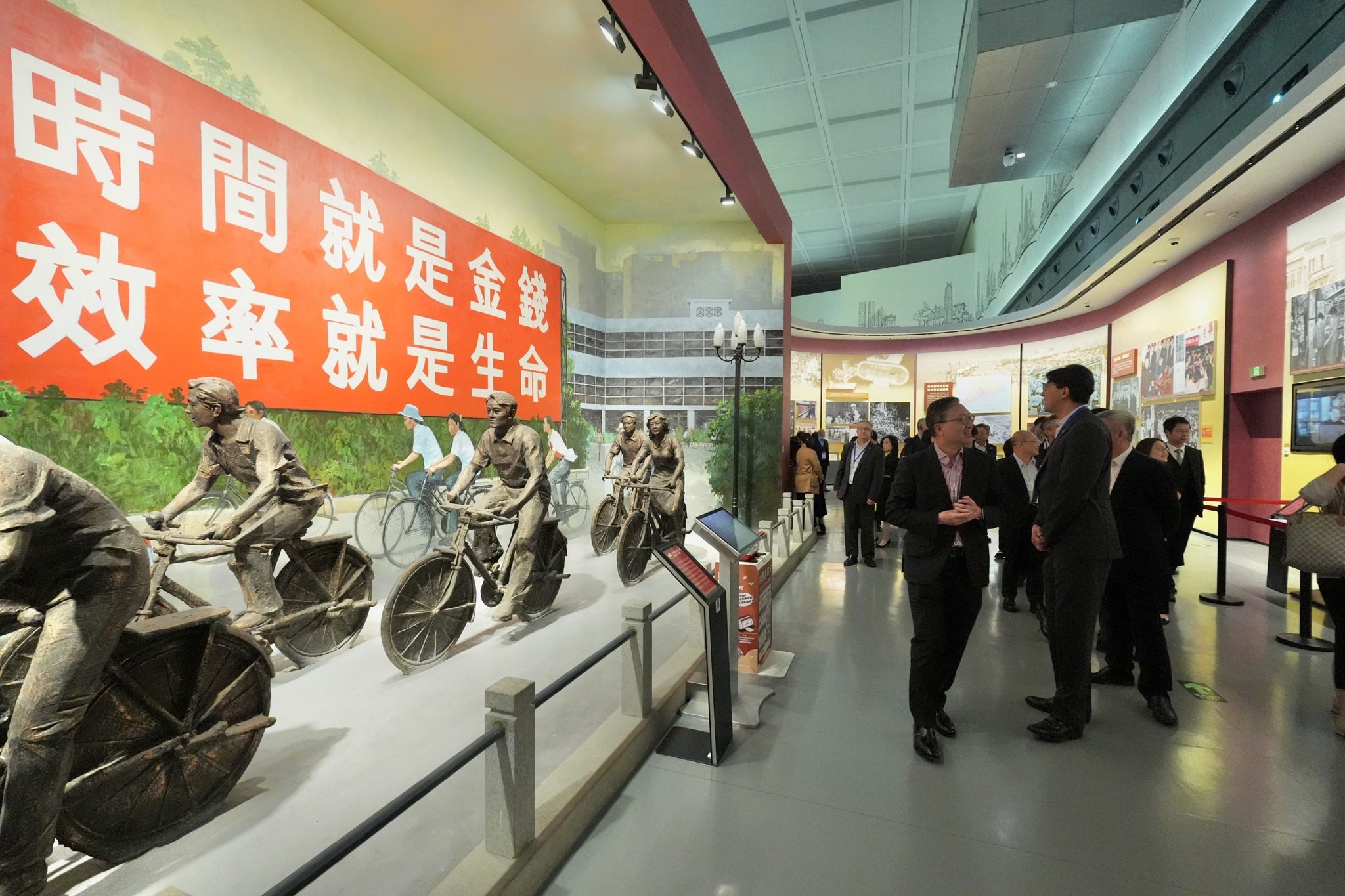 Paul Lam (left) is leading a Hong Kong delegation to the mainland, with a visit to the Shenzhen Museum on their itinerary. Photo: Facebook/Paul Lam
