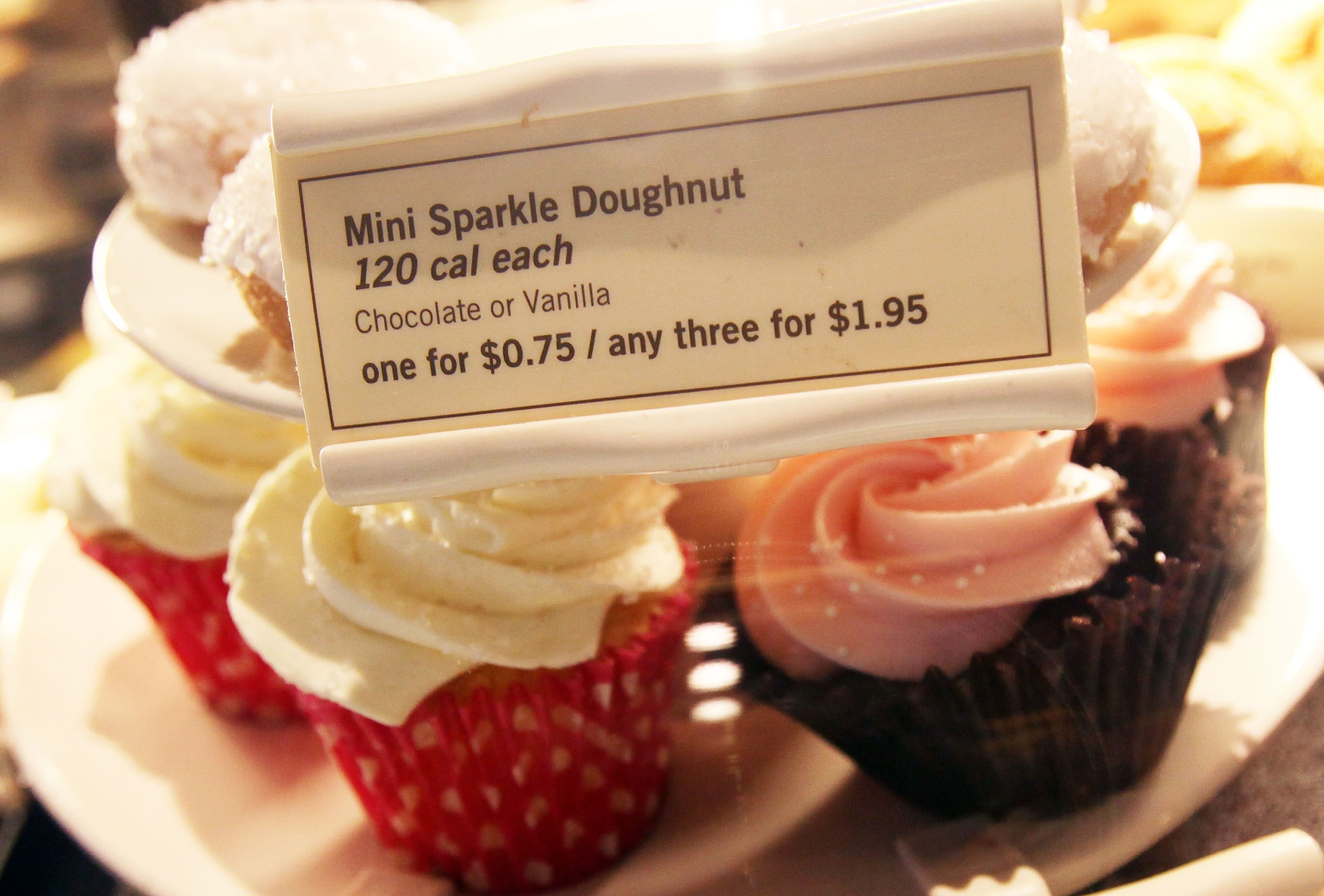 A Starbucks counter displays calorie information on doughnuts in New York. Photo: Getty Images