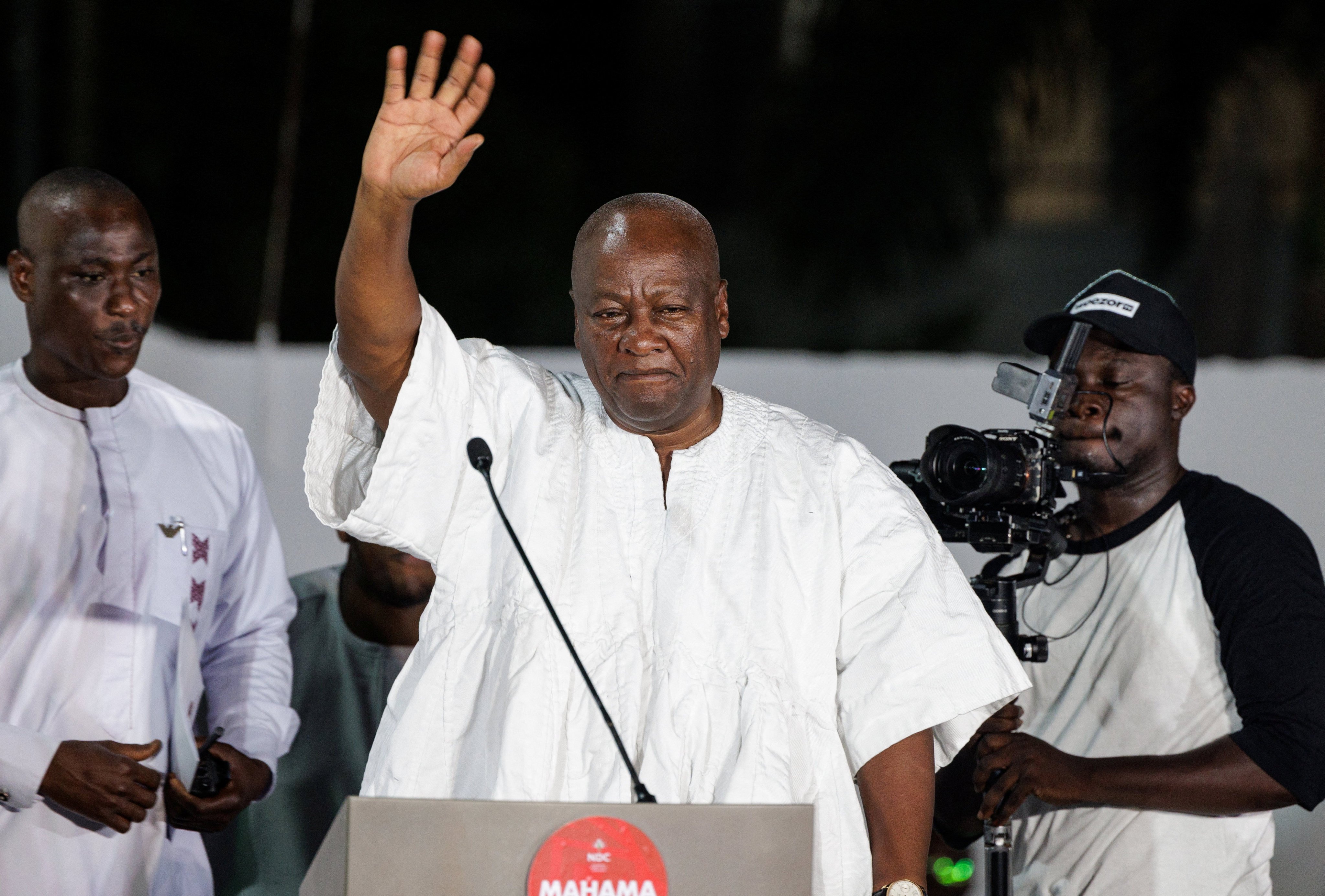 Ghana’s President-elect John Dramani Mahama waves to his supporters. Photo: Reuters