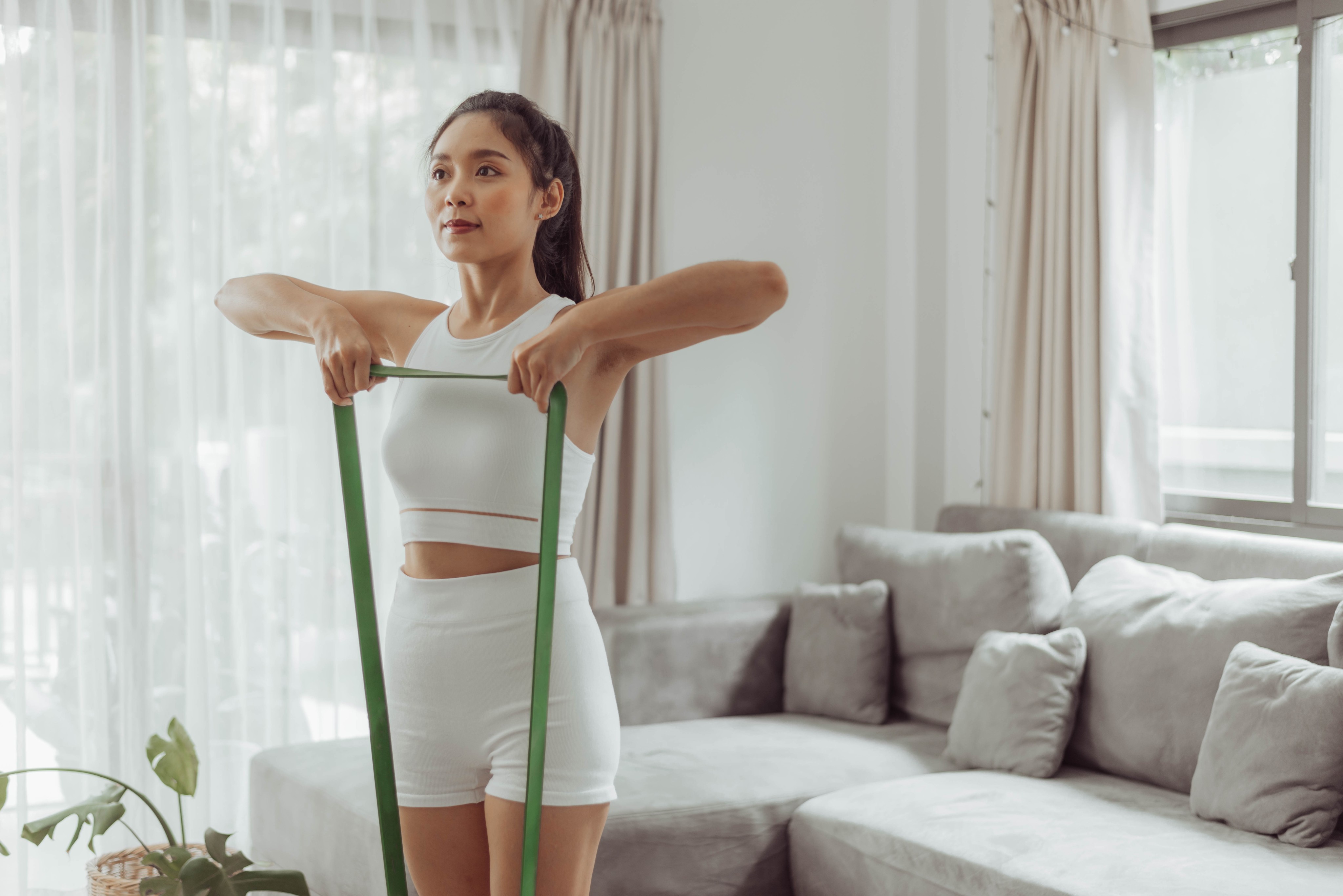 Exercising while travelling helps strengthen the immune system and can be done in the comfort of your hotel room. Photo: Shutterstock