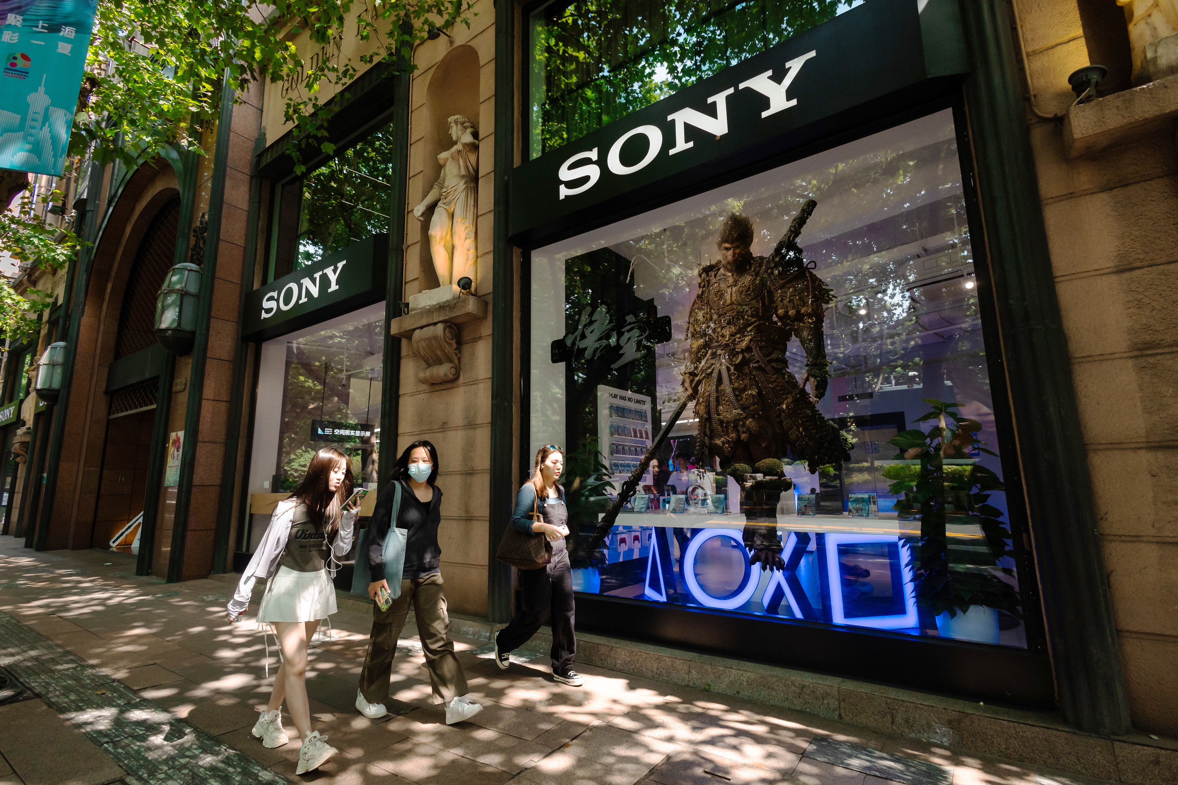 People pass by an advertisement for the video game Black Myth: Wukong displayed in a Sony store in Shanghai on August 26. Photo: EPA-EFE