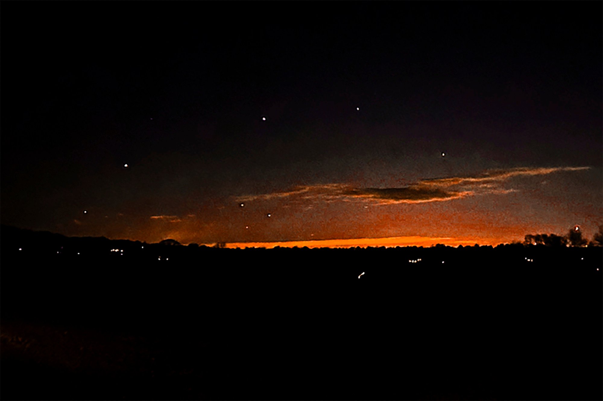 Points of light in the evening sky in Lebanon Township, New Jersey on December 5. Photo: Trisha Bushey via AP