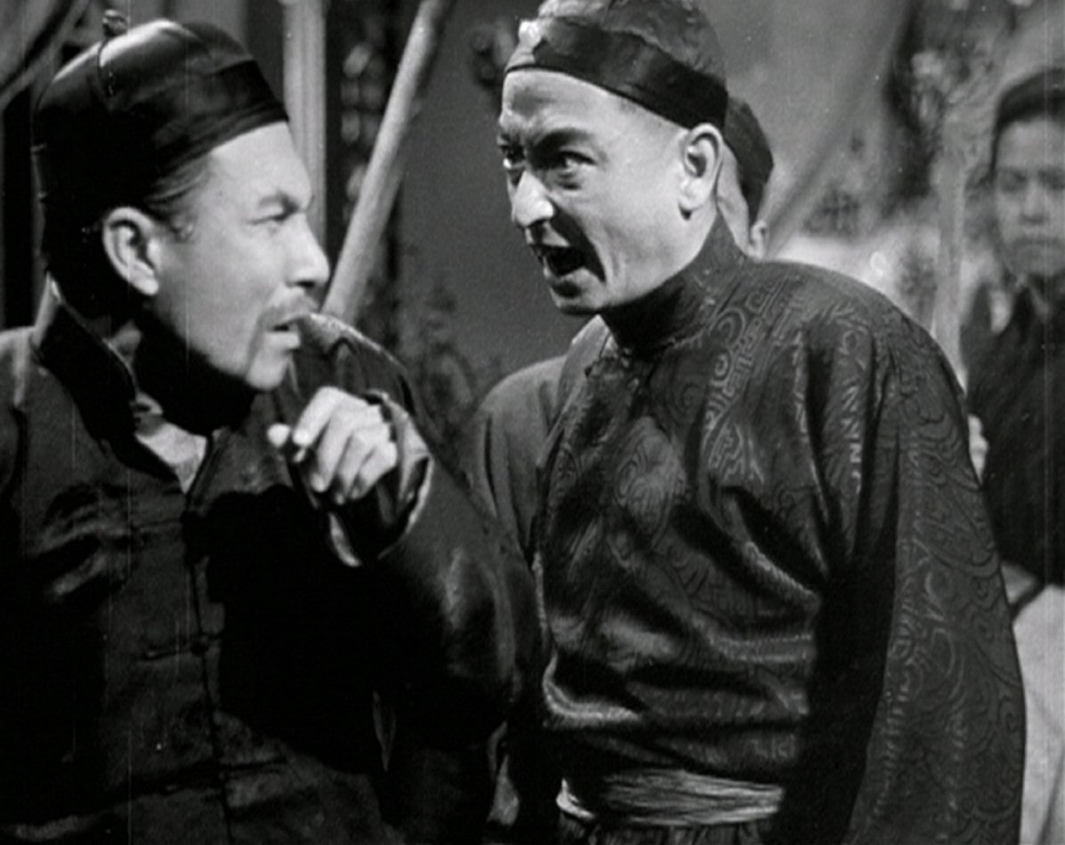 Hong Kong actors Shek Kin (left) and Lau Hak-suen in Midnight Bells (1950). The two actors, often cast as villains, made the move to TV to play kinder characters. Photo: Hong Kong Film Archive
