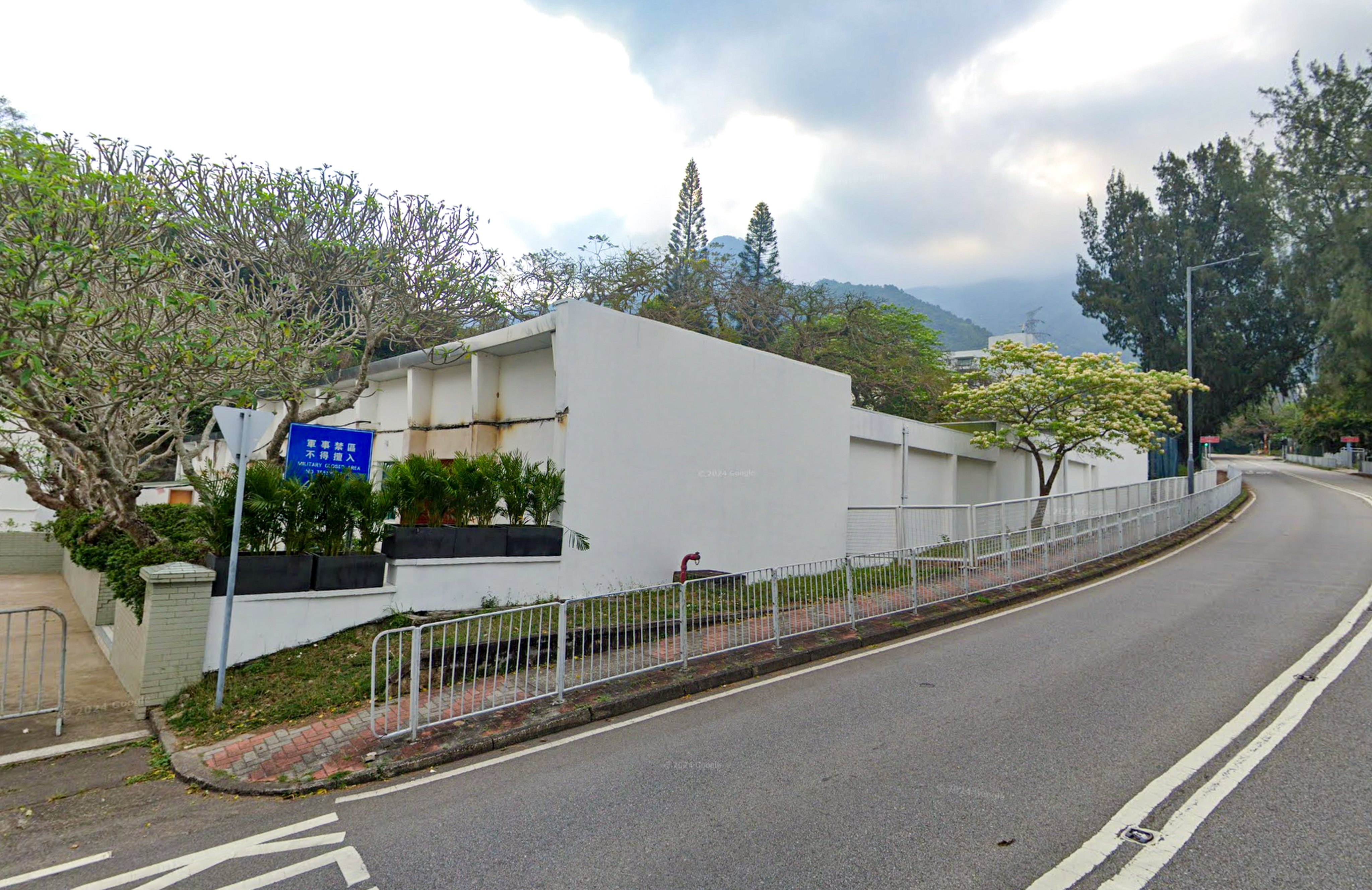 A female worker has been found dead on a roof at Hong Kong’s Shek Kong Barracks after an industrial accident, according to police. Photo: Google Maps