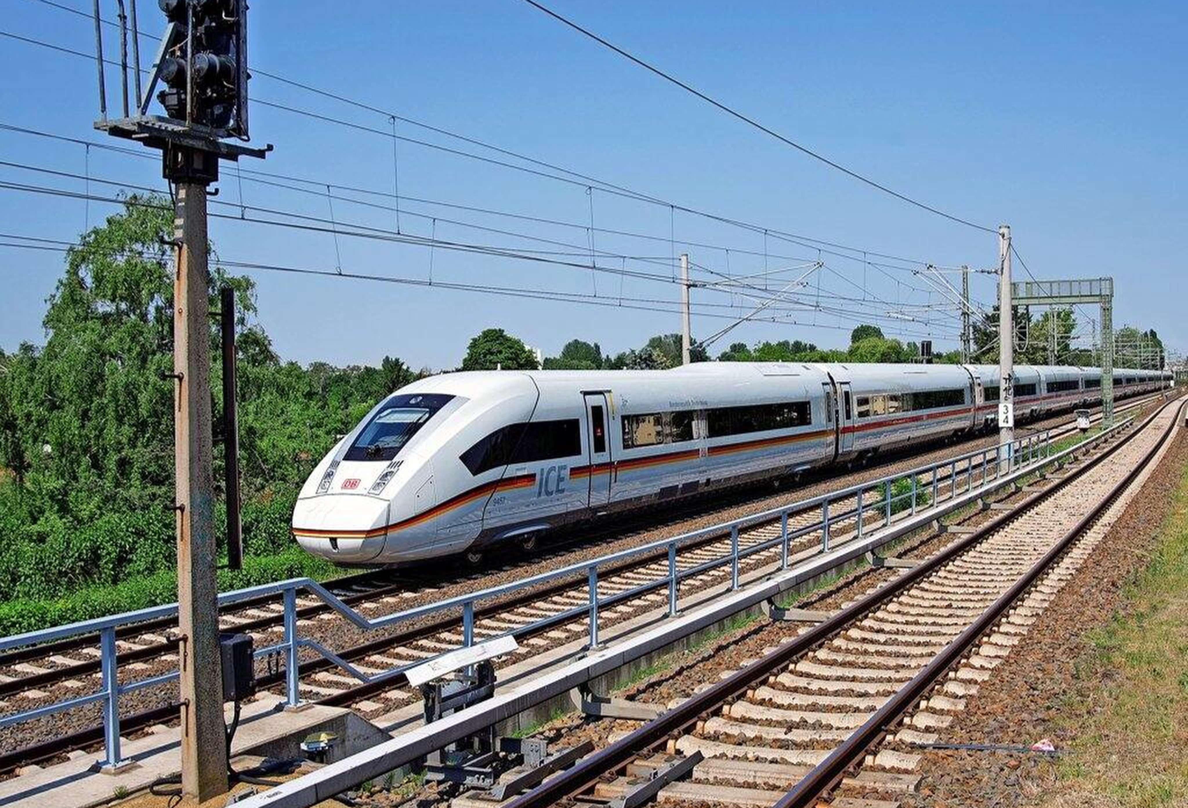 German ICE trains now run between Berlin and Paris. Photo: Deutsche Bahn