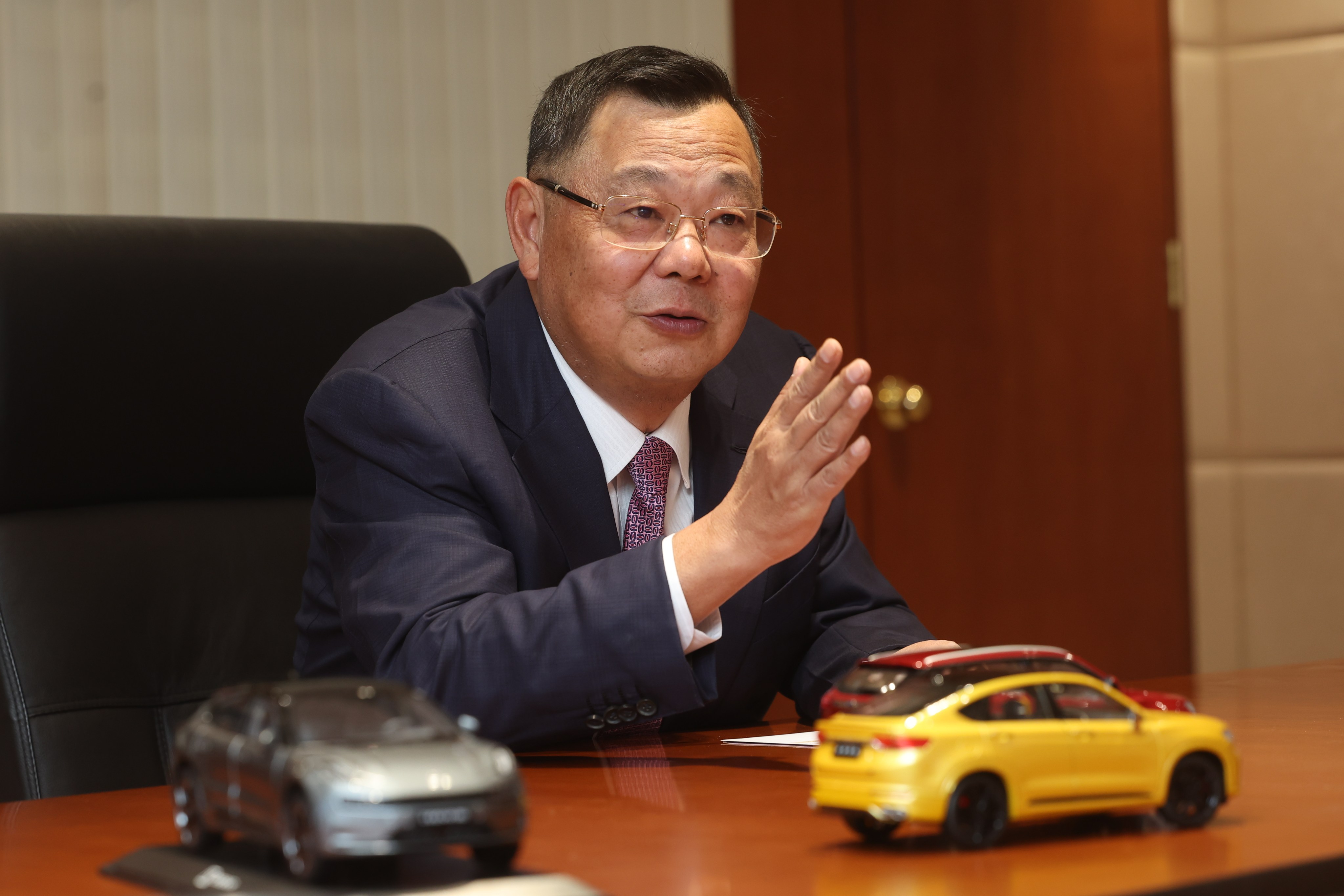 Petrol-powered cars to make up 30 per cent of Geely’s global auto sales, CEO Gui Shengyue says. Photo: Edmond So